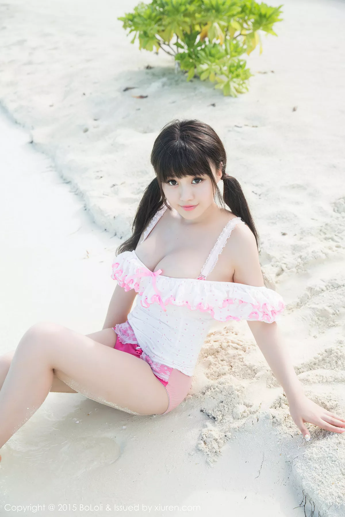 秀人集.com_[BoLoli波萝社]Vol.050_嫩模Barbie可儿马尔代夫旅拍性感比基尼超级豪乳诱惑48P