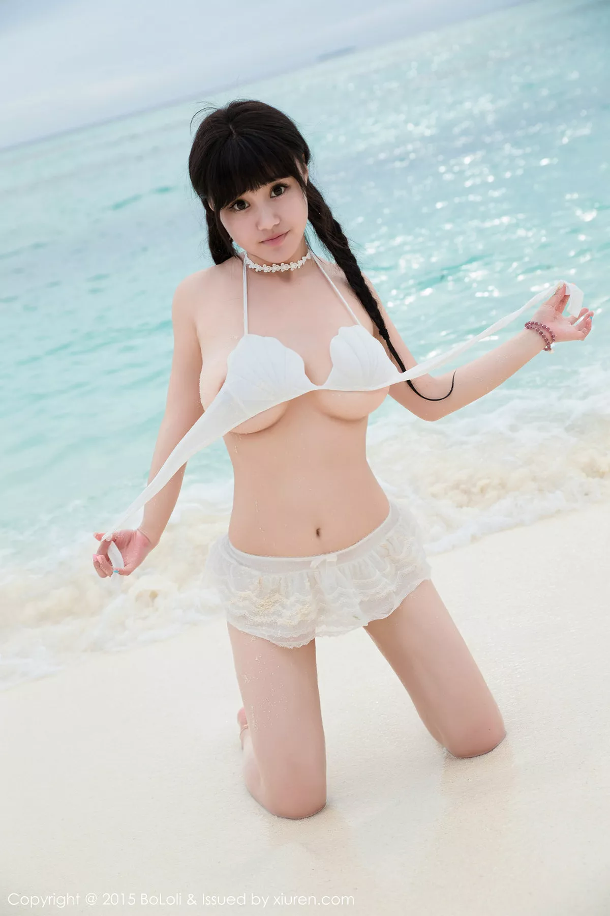 秀人集.com_[BoLoli波萝社]Vol.057_嫩模Barbie可儿泳池里性感比基尼半脱秀豪乳诱惑写真49P