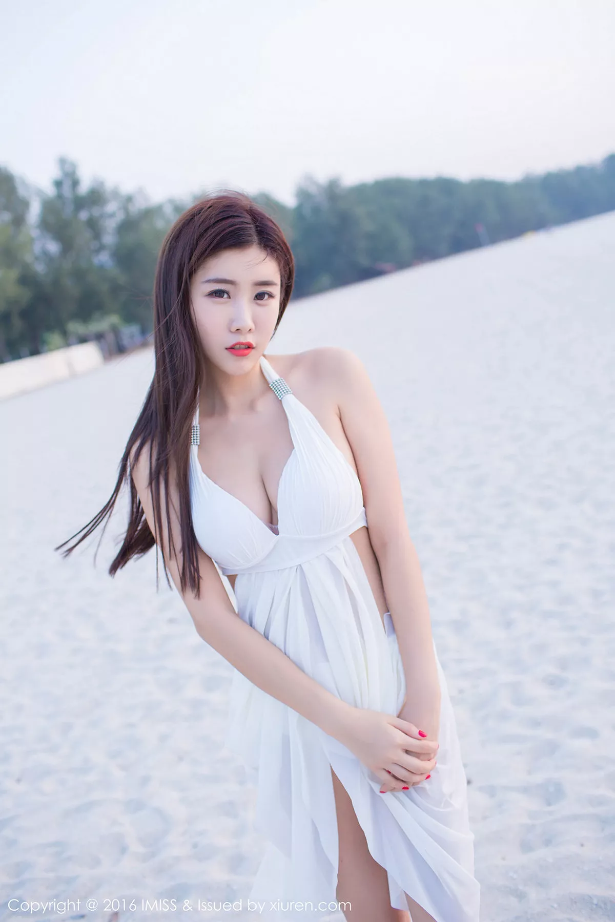 秀人集.com_[IMISS爱蜜社]Vol.086_嫩模程小烦不烦纯白裙子性感内衣秀美胸清新迷人写真47P