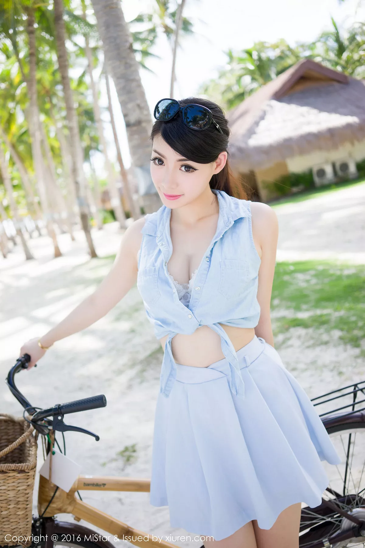 秀人集.com_[MiStar魅妍社]Vol.071_嫩模Mara酱薄荷岛旅拍高腰学生制服露半球诱惑写真60P