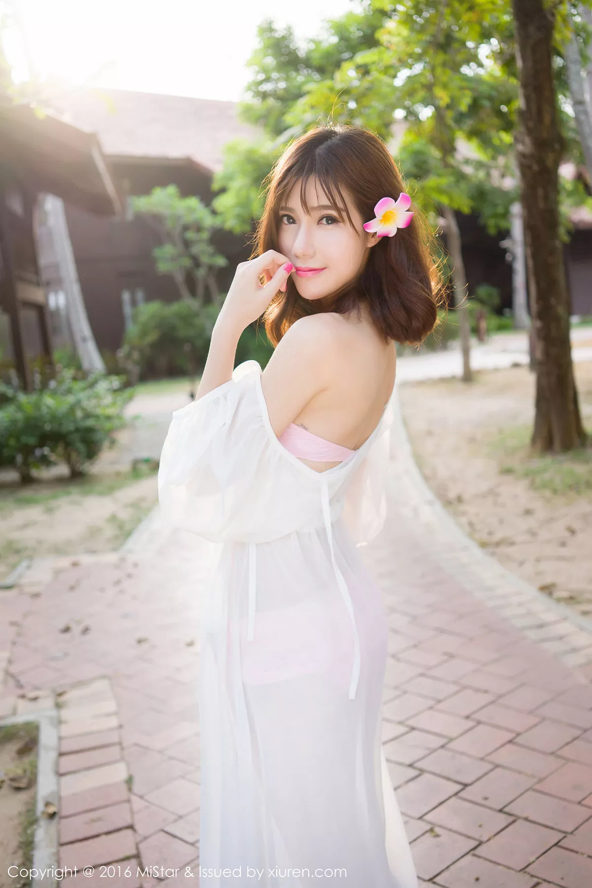 秀人集.com_[MiStar魅妍社]Vol.088_嫩模Sandy陈天扬兰卡威旅拍海边性感比基尼完美写真50P