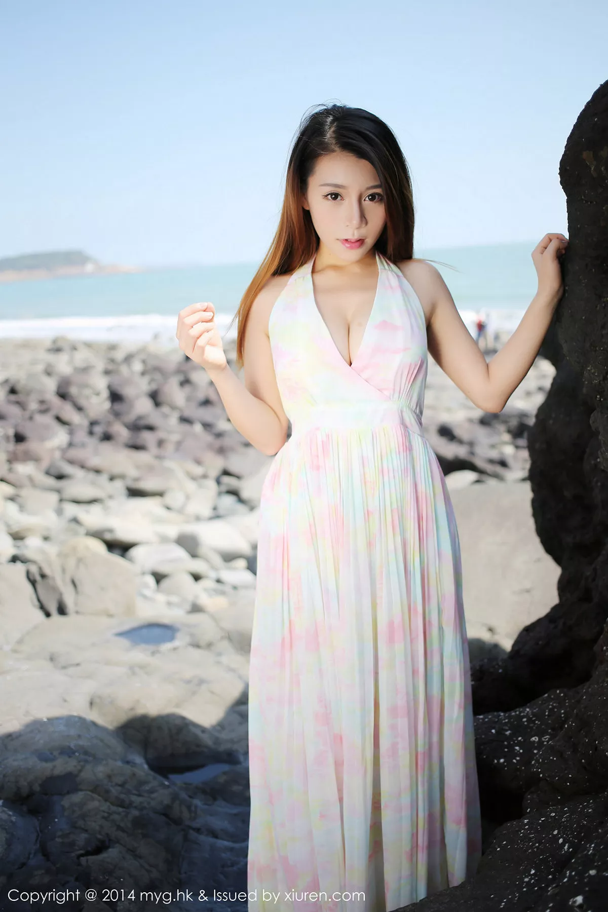秀人集.com_[MyGirl美媛馆]Vol.074_嫩模嘉宝贝儿vetiver厦门旅拍性感豪乳诱惑美臀写真76P