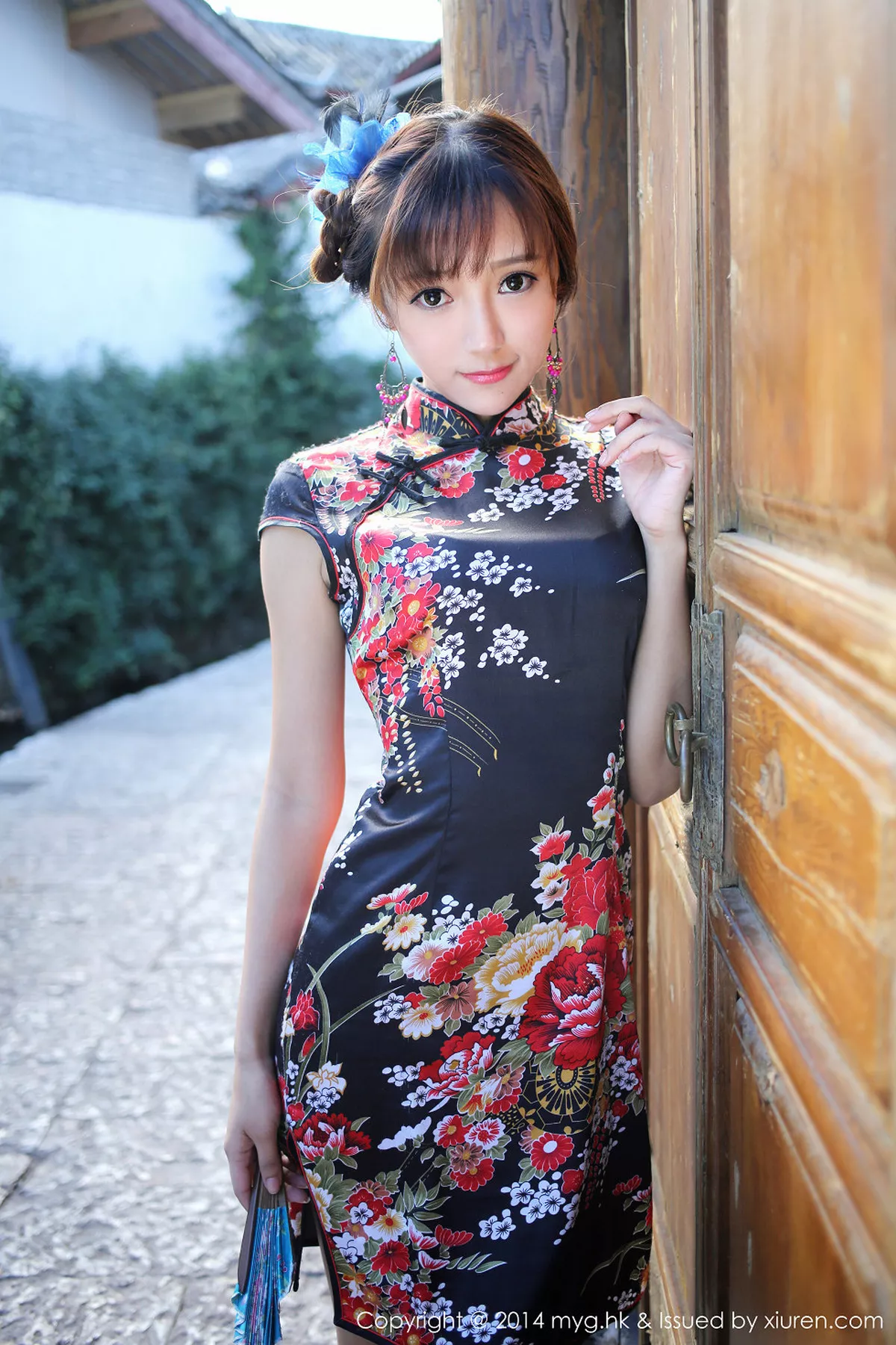 秀人集.com_[MyGirl美媛馆]Vol.080_嫩模王馨瑶yanni花色旗袍迷人风情靓丽性感写真56P