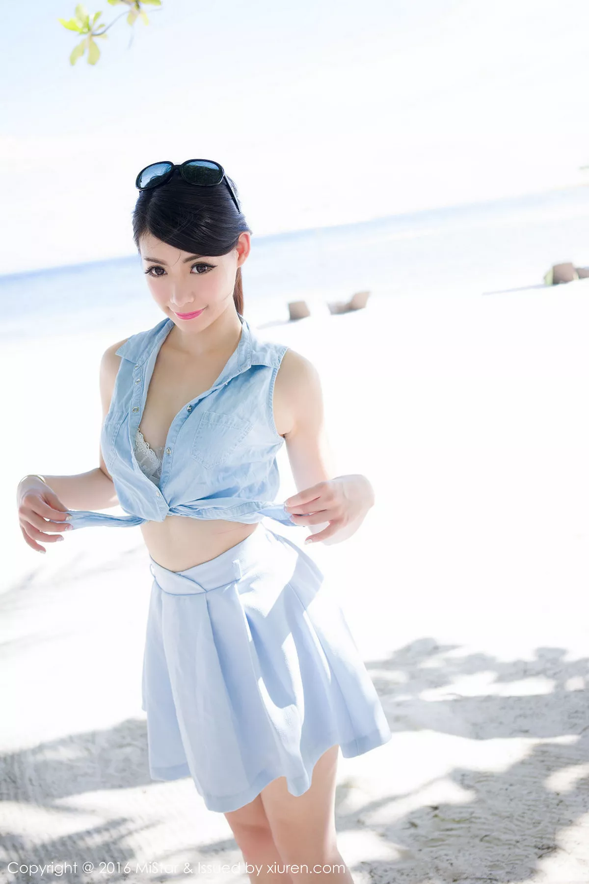 秀人集.com_[MiStar魅妍社]Vol.071_嫩模Mara酱薄荷岛旅拍高腰学生制服露半球诱惑写真60P