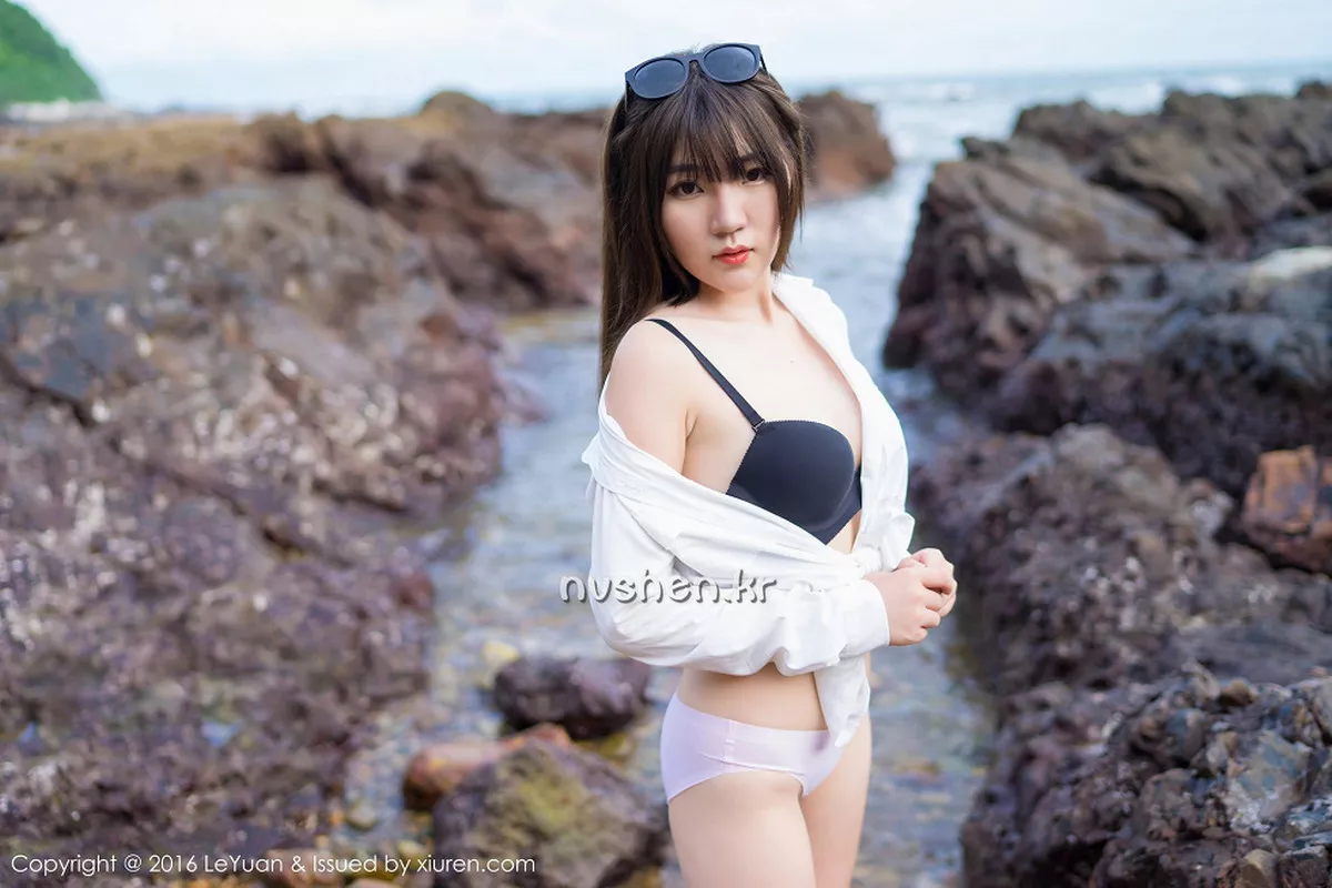 秀人集.com_[LeYuan星乐园]Vol.012_嫩模冷不丁性感黑色内衣秀完美胸型粉红内裤诱惑写真52P