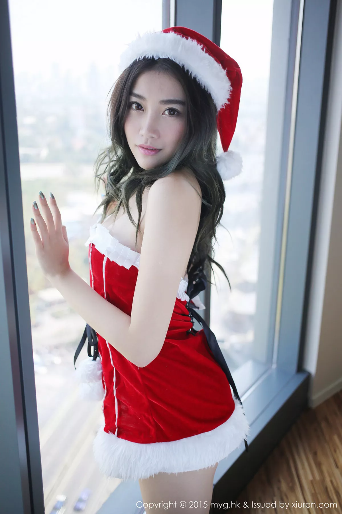 秀人集.com_[MyGirl美媛馆]Vol.090_嫩模许诺Sabrina泰国旅拍黑丝渔网秀蕾丝内裤写真55P