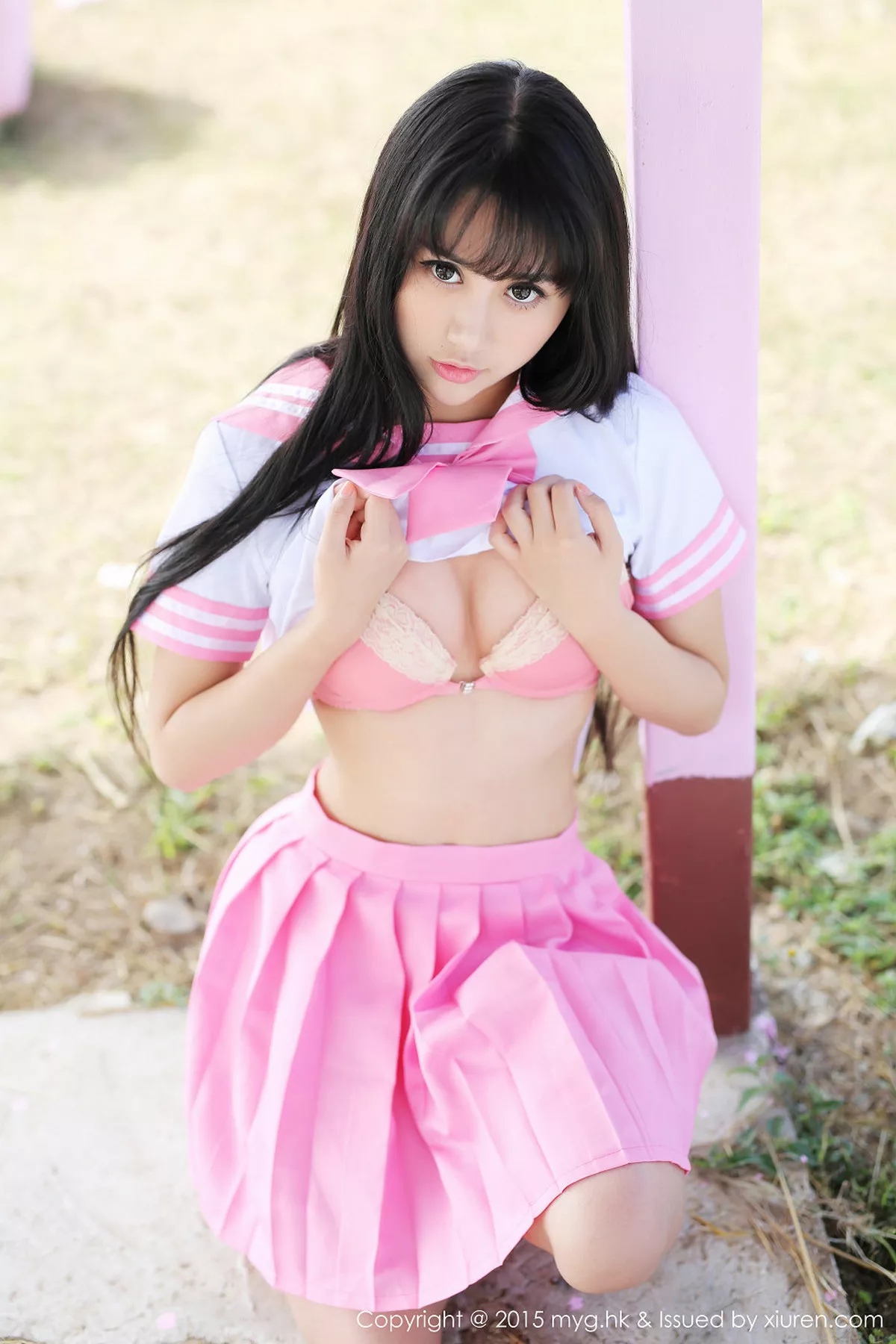 秀人集.com_[MyGirl美媛馆]Vol.099_嫩模杨晓青儿泰国旅拍白色吊带蕾丝袜诱惑翘臀写真61P
