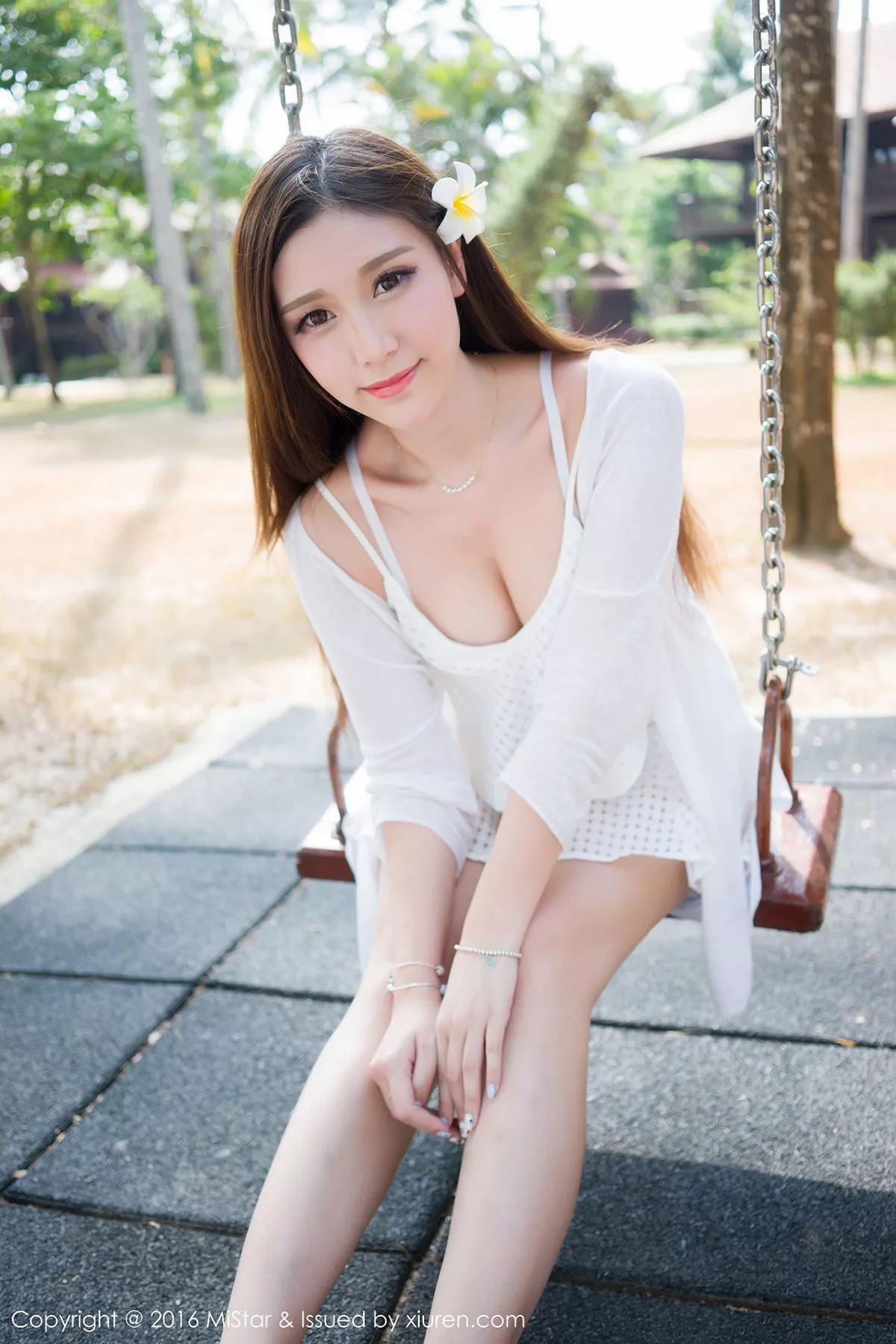 秀人集.com_[MiStar魅妍社]Vol.085_气质嫩模淼淼萌萌哒天生丽质秀色可餐清爽迷人写真40P