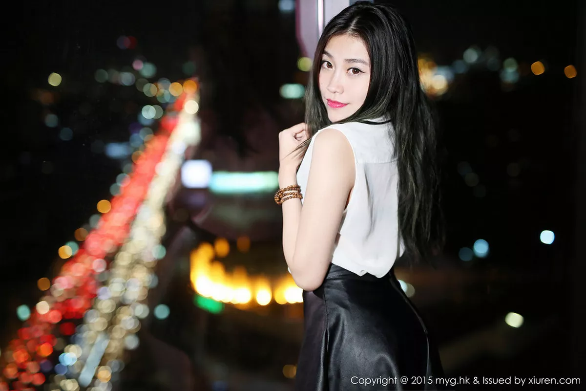 秀人集.com_[MyGirl美媛馆]Vol.090_嫩模许诺Sabrina泰国旅拍黑丝渔网秀蕾丝内裤写真55P