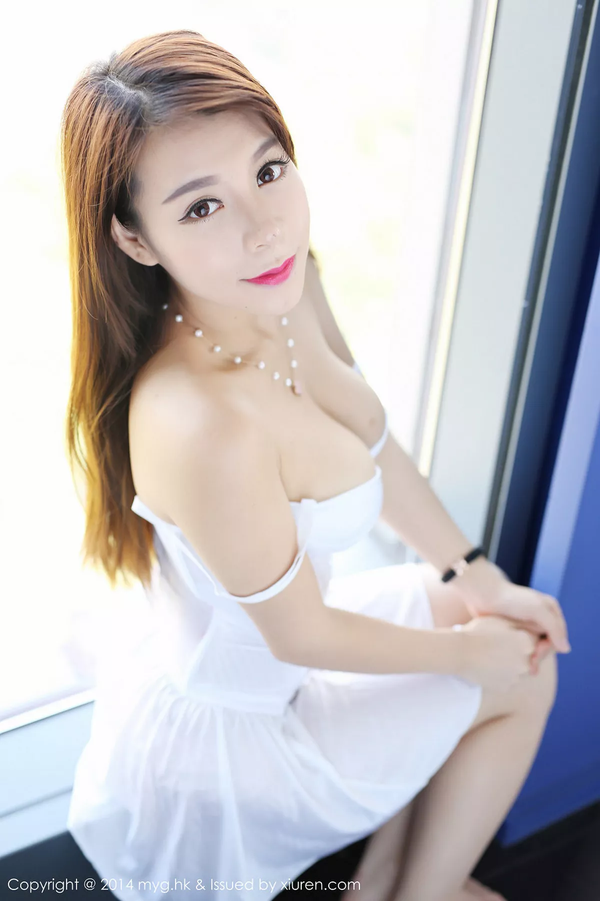秀人集.com_[MyGirl美媛馆]Vol.087_嫩模vetiver嘉宝贝儿居家私房半裸上身秀豪乳写真67P