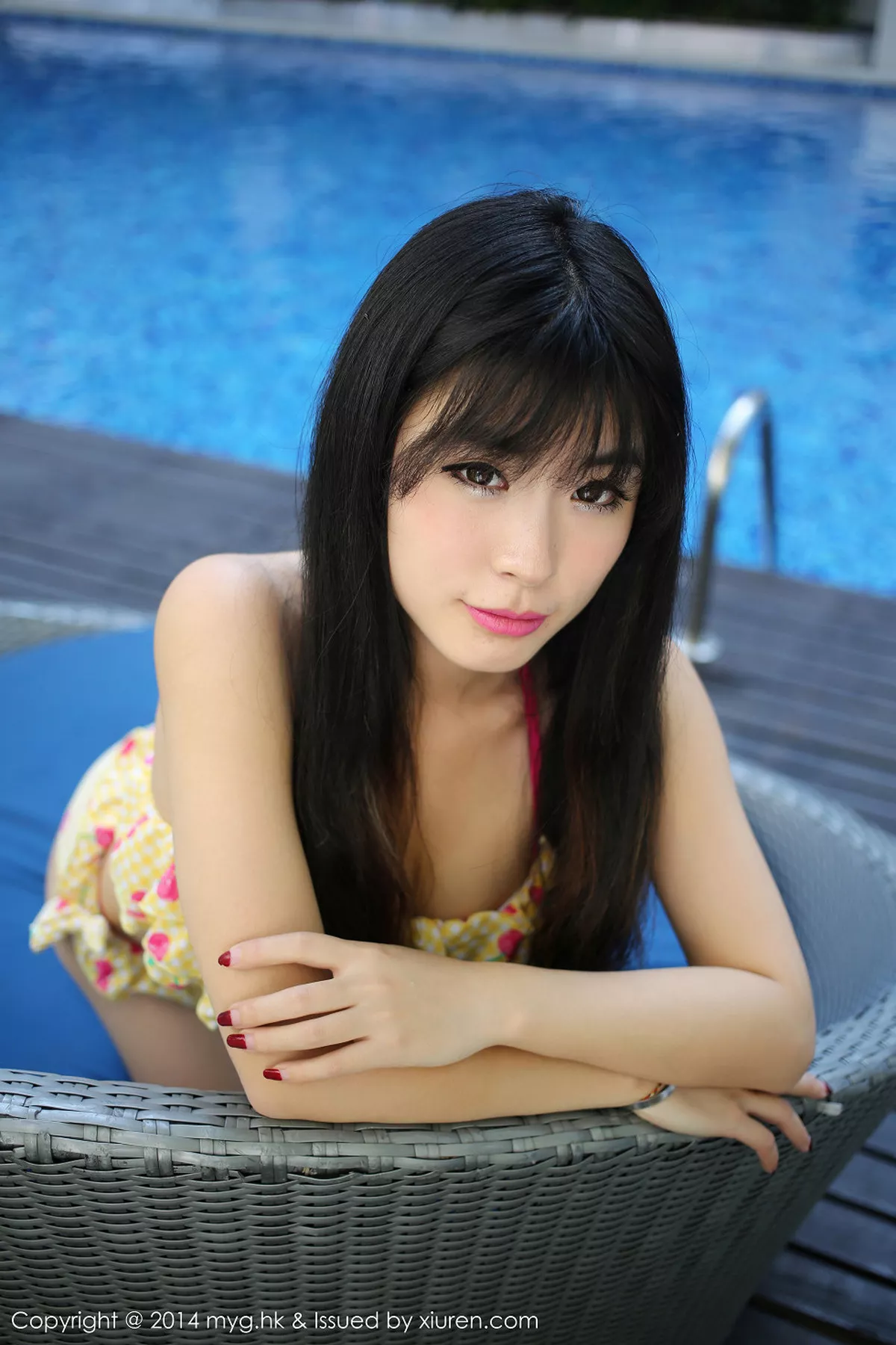 秀人集.com_[MyGirl美媛馆]Vol.088_嫩模刘雪妮Verna芭提雅旅拍透视薄纱裙系列性感写真56P