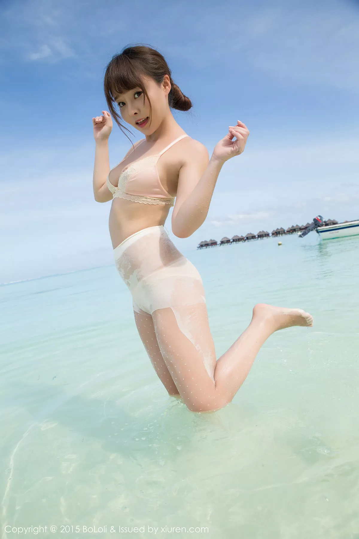 秀人集.com_[BoLoli波萝社]Vol.049_柳侑绮Sevenbaby马尔代夫旅拍水中比基尼湿身诱惑51P