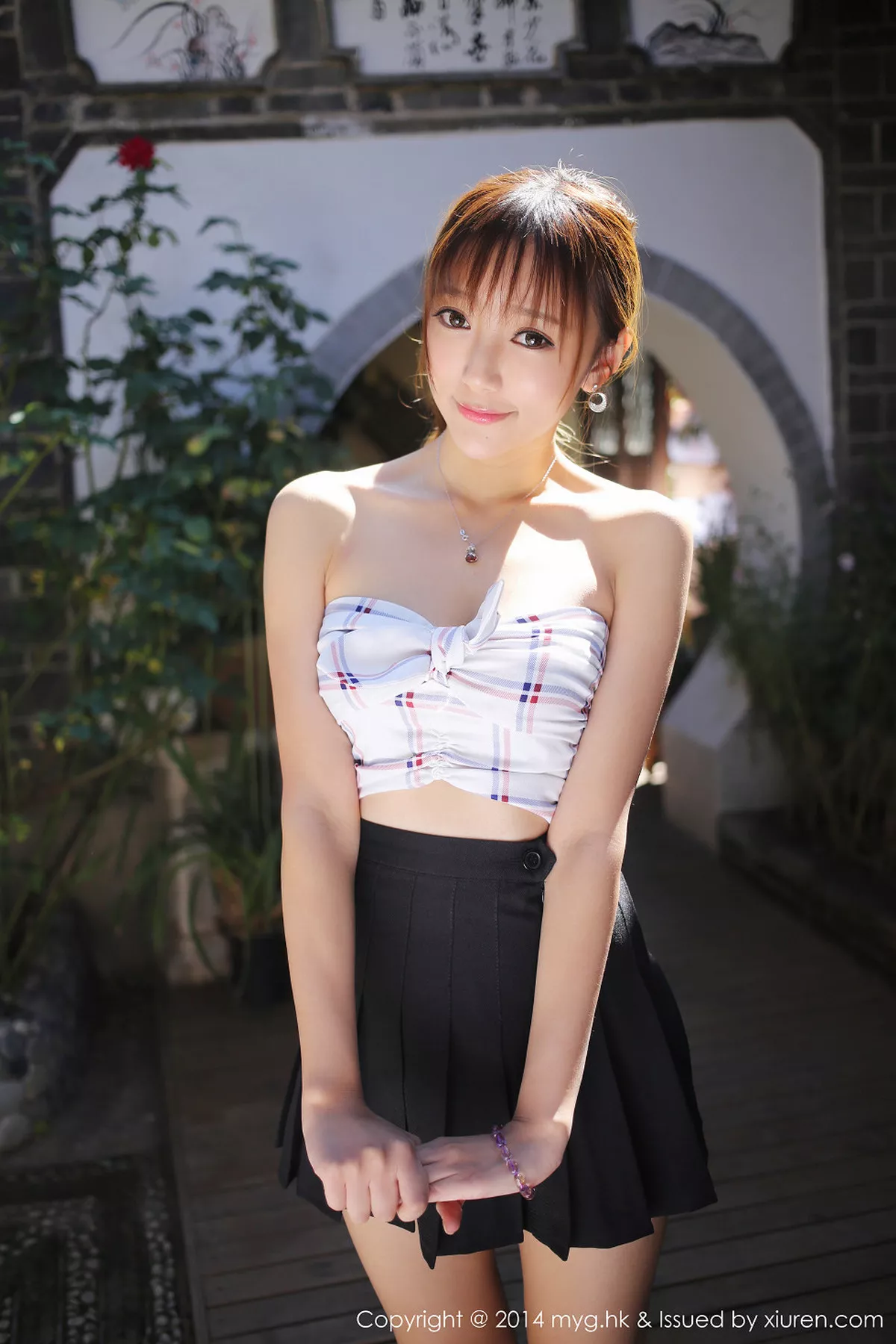 秀人集.com_[MyGirl美媛馆]Vol.080_嫩模王馨瑶yanni花色旗袍迷人风情靓丽性感写真56P