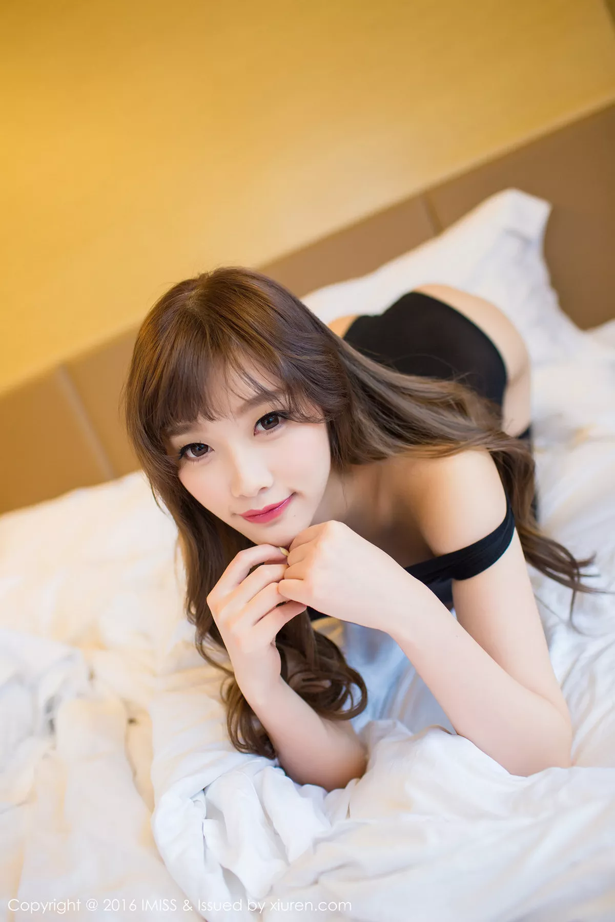 秀人集.com_[IMISS爱蜜社]Vol.101_嫩模Sugar小甜心CC性感私房内衣系列美腿丝袜迷人写真54P