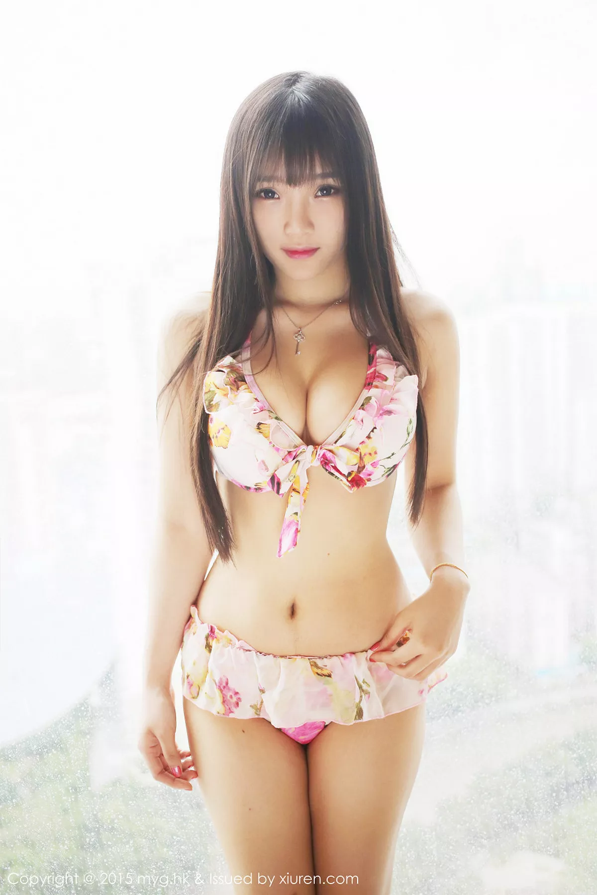 秀人集.com_[MyGirl美媛馆]Vol.120_嫩模夏瑶baby广州旅拍大尺度全裸双手挡私处诱惑写真40P