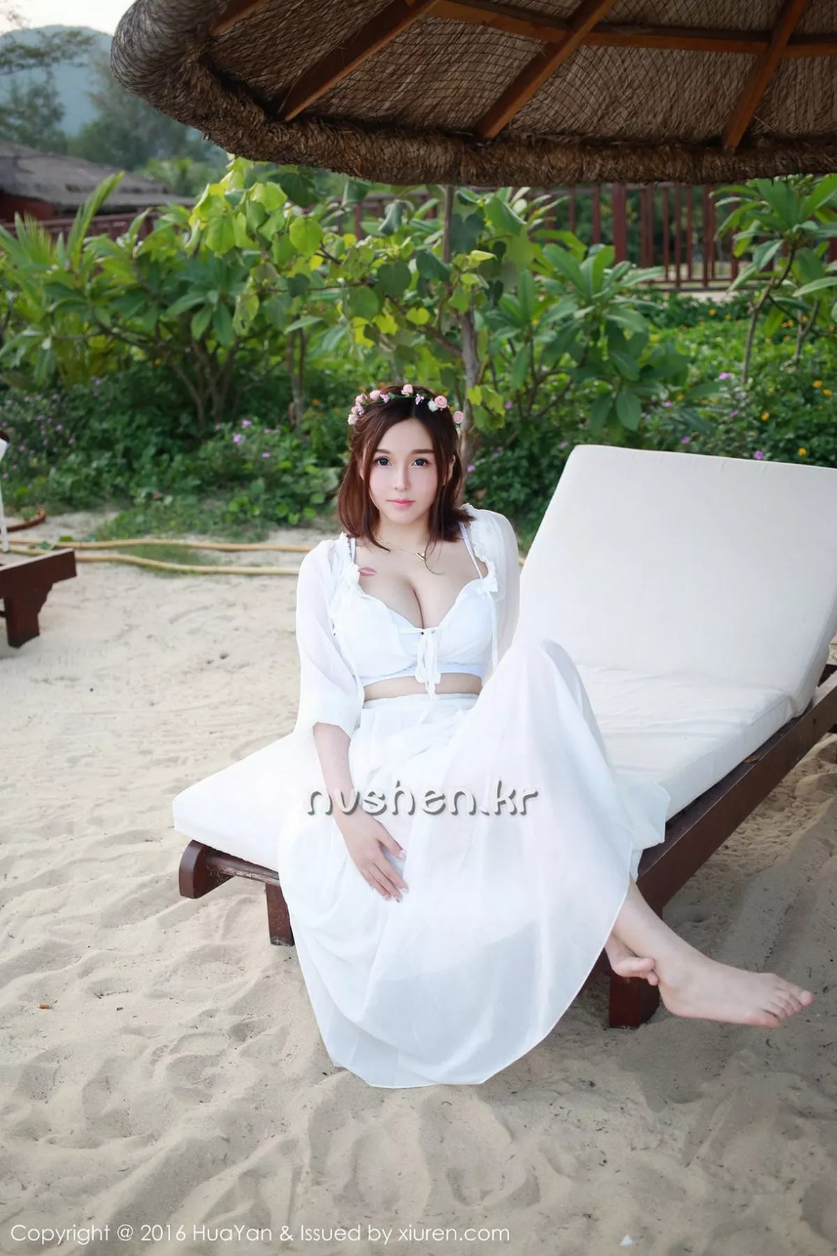 秀人集.com_[HuaYan花の颜]Vol.012_嫩模沈蜜桃off三亚旅拍性感内衣秀傲人美乳极致诱惑写真50P
