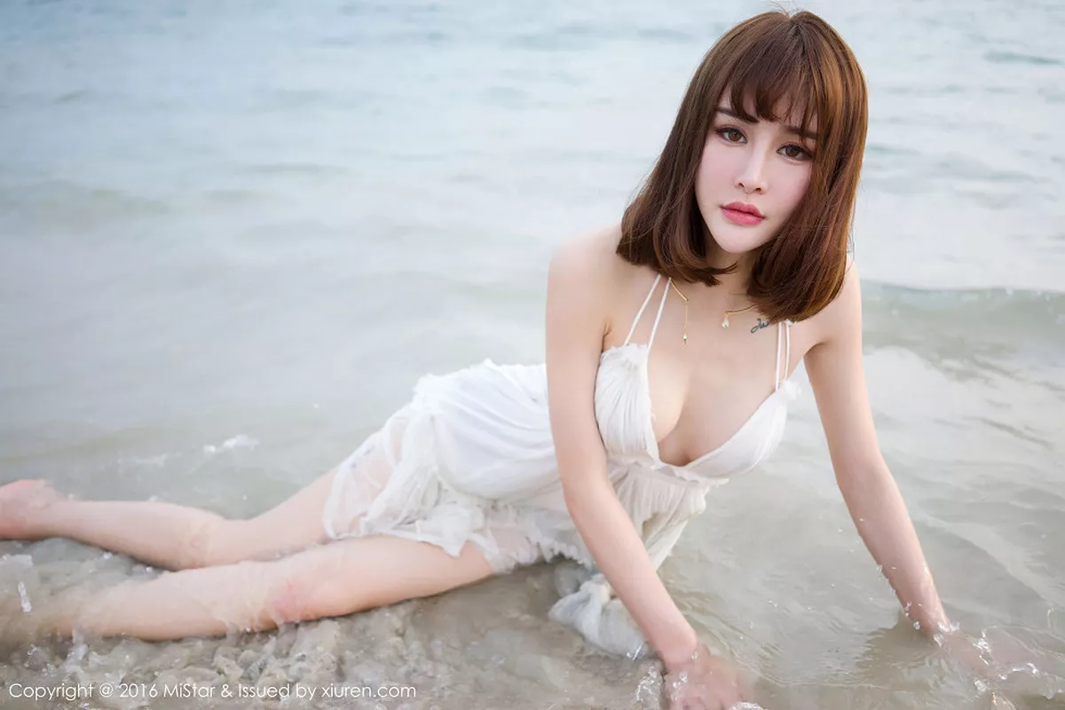 秀人集.com_[MiStar魅妍社]Vol.110_嫩模Cheryl青树兰卡威旅拍第四套白纱吊带裙诱惑写真45P