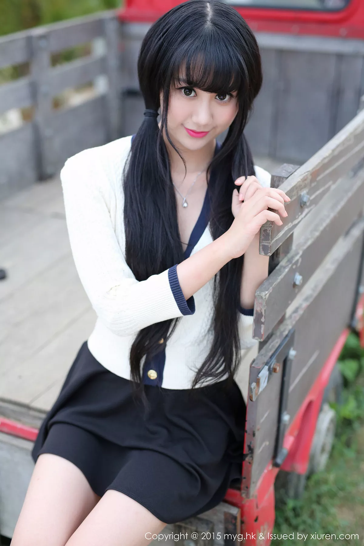 秀人集.com_[MyGirl美媛馆]Vol.102_嫩模杨晓青儿泰国Pai县旅拍白色蕾丝袜诱惑翘臀写真60P