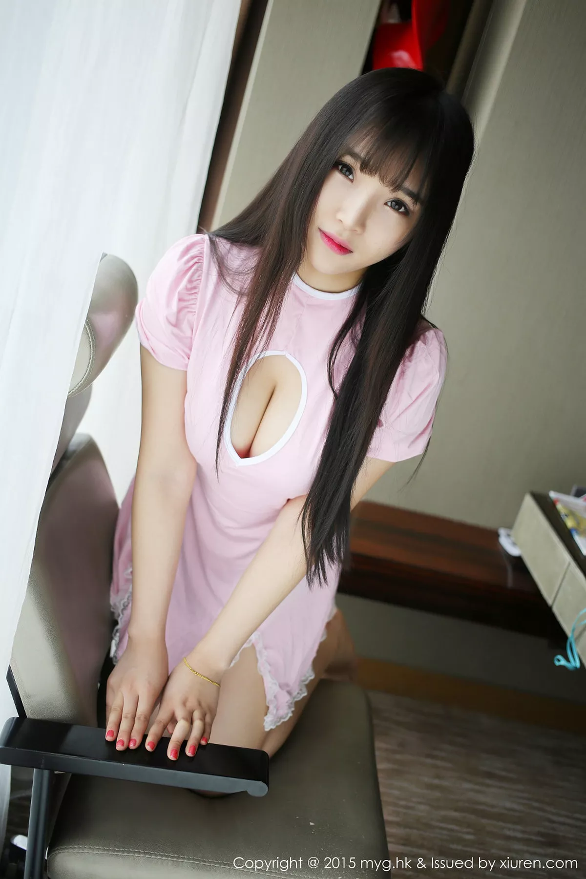 秀人集.com_[MyGirl美媛馆]Vol.118_嫩模夏瑶baby广州旅拍半裸下身丰乳翘臀极致诱惑写真51P