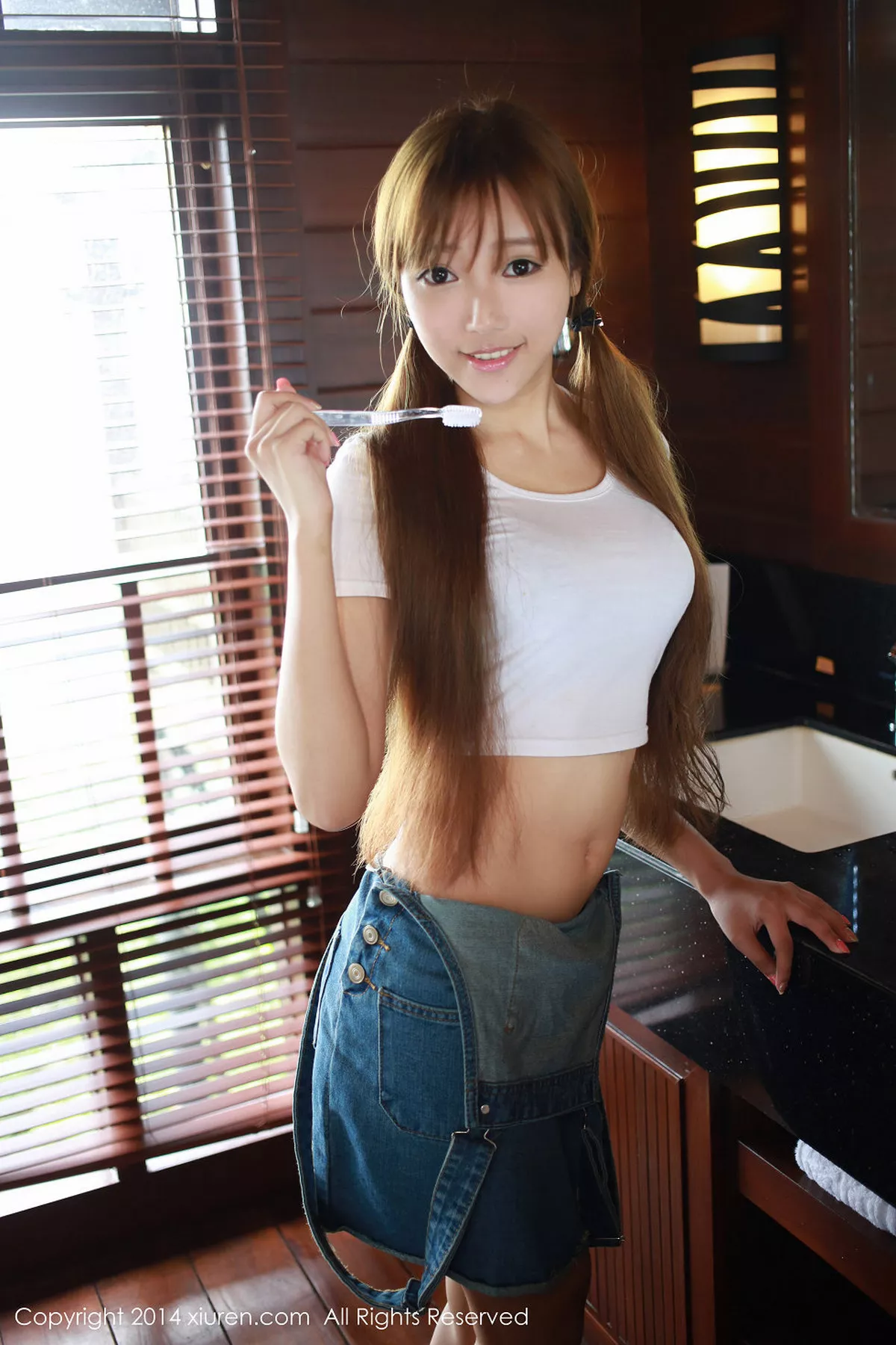秀人集.com_[XiuRen秀人网]No.149_嫩模王馨瑶yanni三亚旅拍纯美少女系列靓丽迷人写真50P