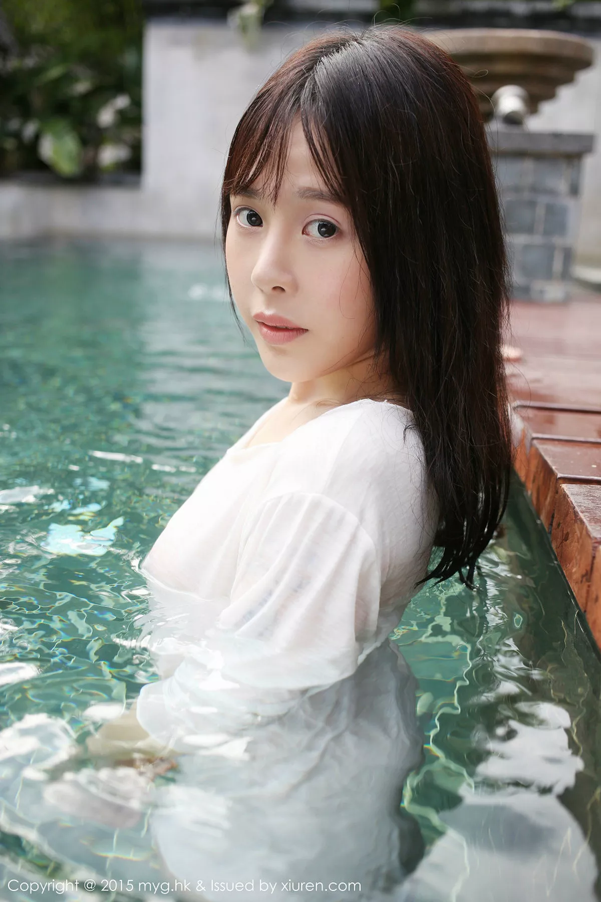 秀人集.com_[MyGirl美媛馆]Vol.180_嫩模Evelyn艾莉白色T恤湿身真空透视秀美乳撩人写真60P