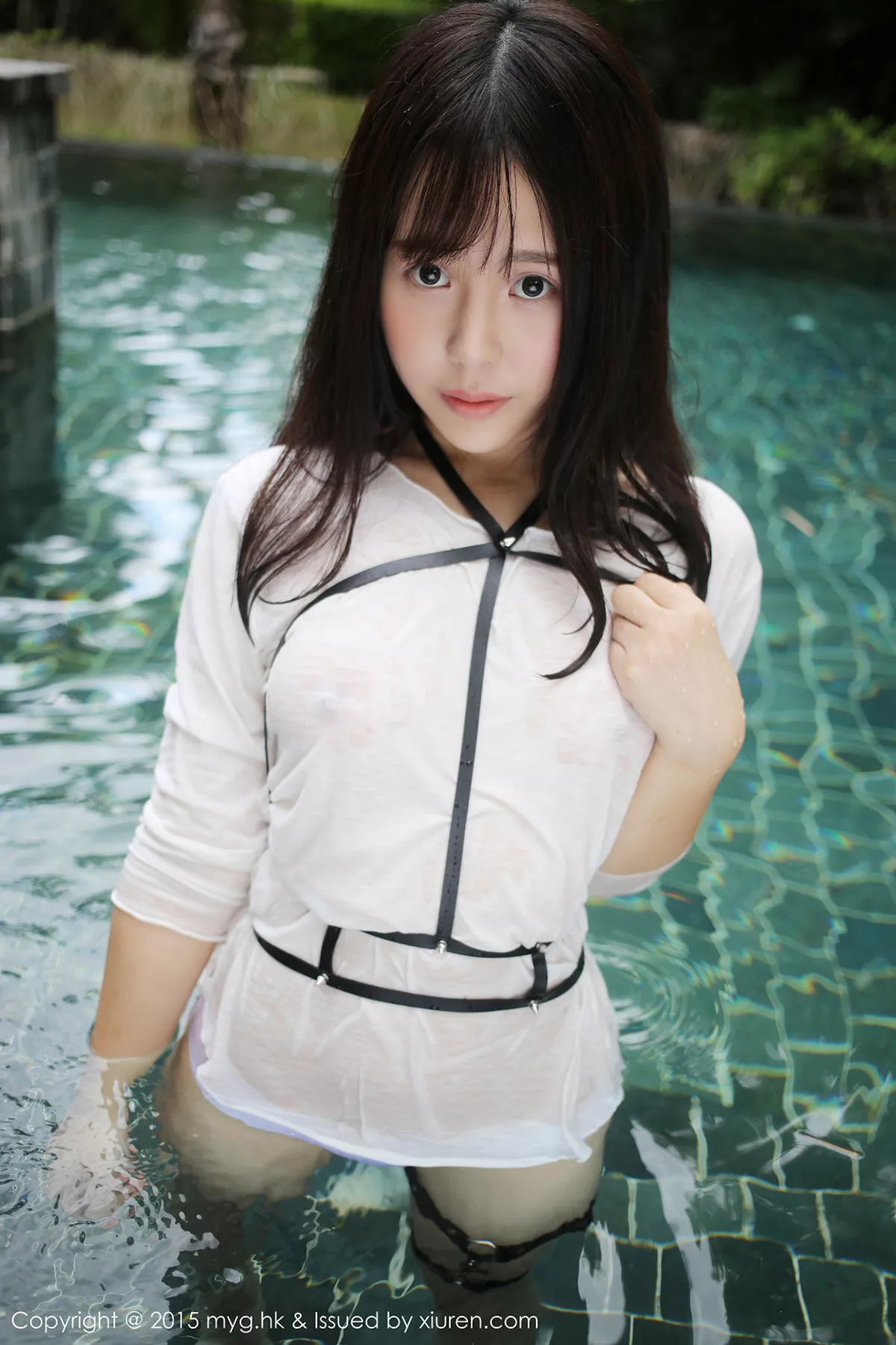 秀人集.com_[MyGirl美媛馆]Vol.170_Evelyn艾莉三亚旅拍白色连身裙真空湿身美乳凸点诱惑53P