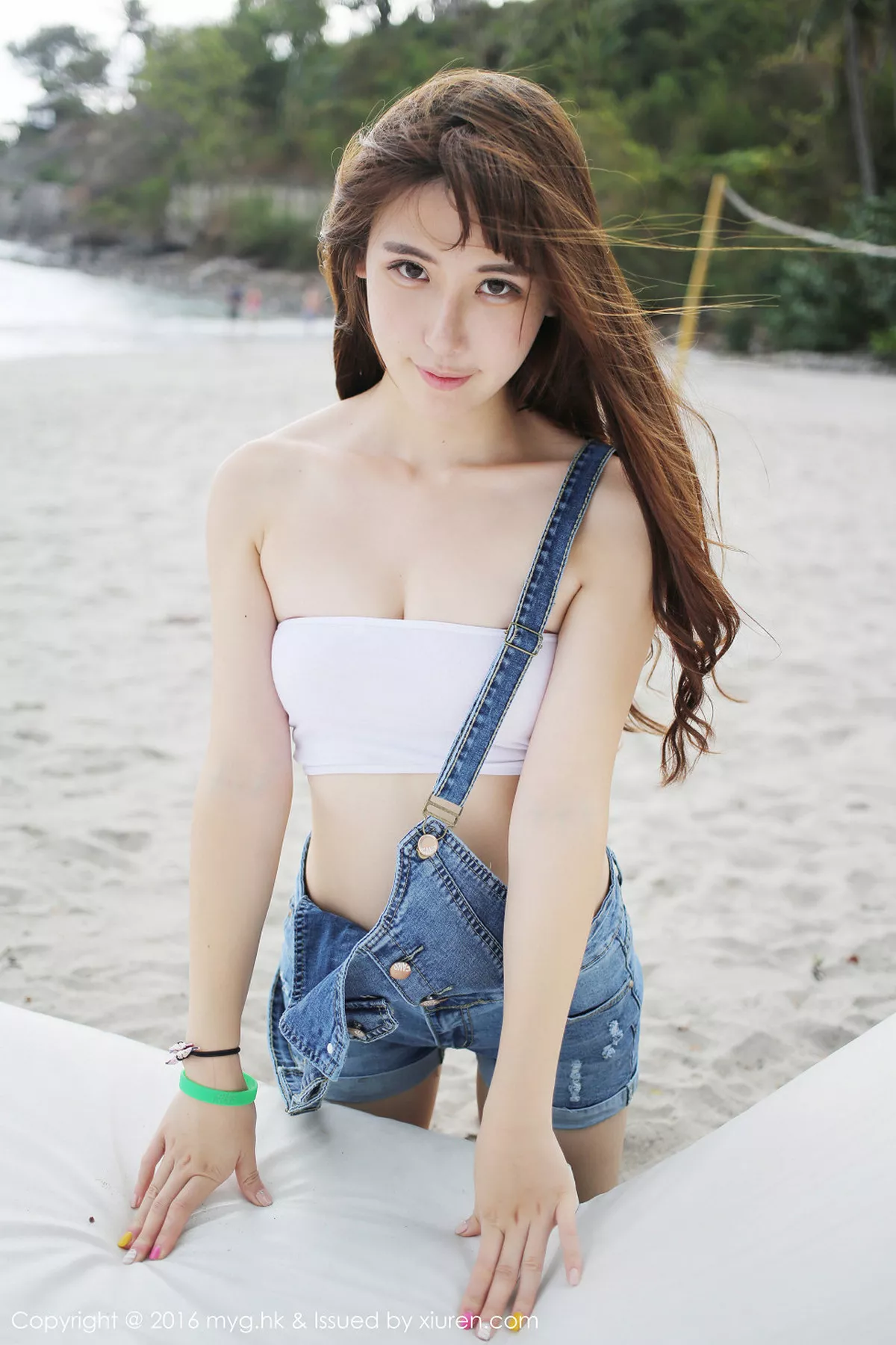 秀人集.com_[MyGirl美媛馆]Vol.191_嫩模熊吖BOBO龙目岛旅拍沙滩边白纱裙下性感美臀写真67P