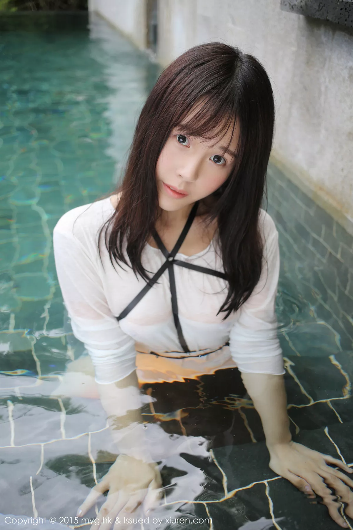 秀人集.com_[MyGirl美媛馆]Vol.170_Evelyn艾莉三亚旅拍白色连身裙真空湿身美乳凸点诱惑53P