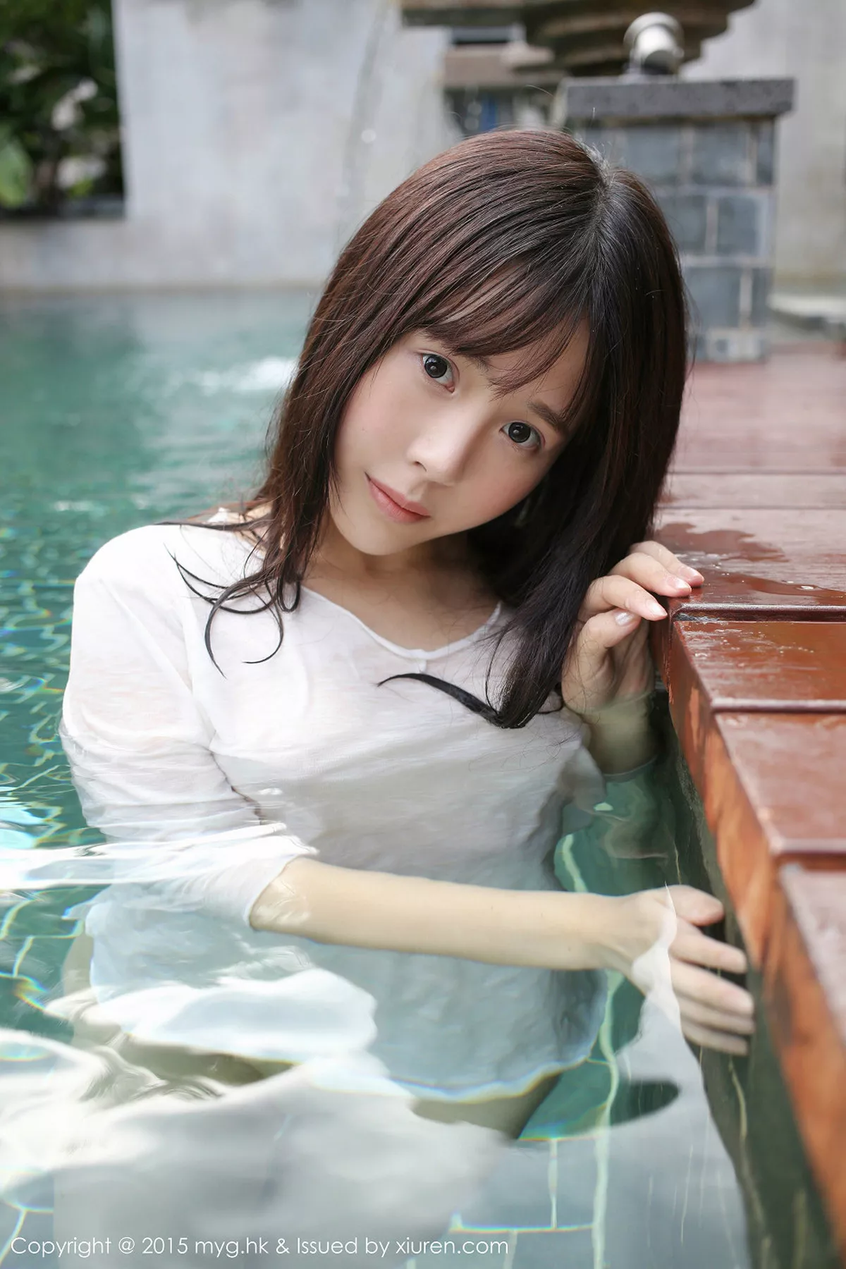 秀人集.com_[MyGirl美媛馆]Vol.180_嫩模Evelyn艾莉白色T恤湿身真空透视秀美乳撩人写真60P