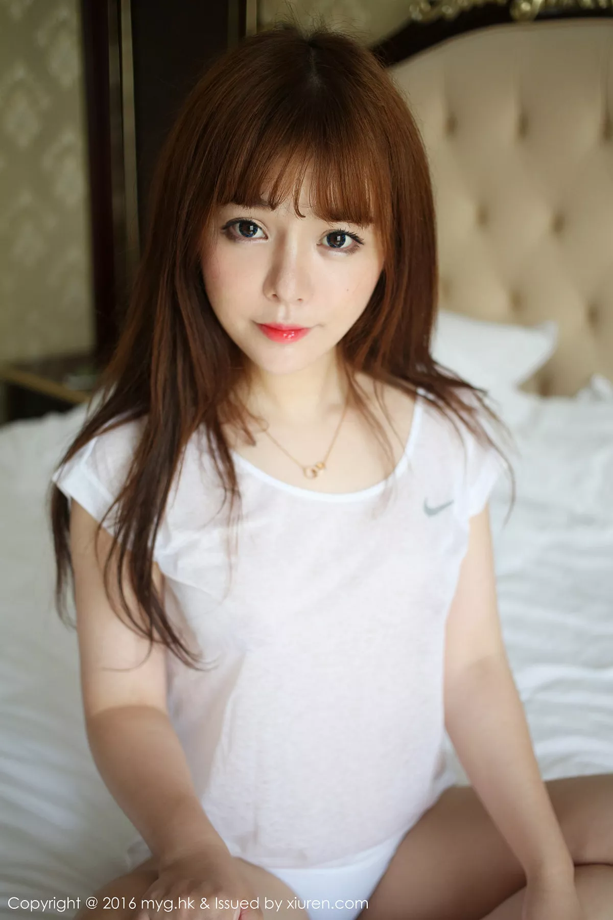 秀人集.com_[MyGirl美媛馆]Vol.209_嫩模粉芭比VV脱内裤秀迷人翘臀性感私房写真48P
