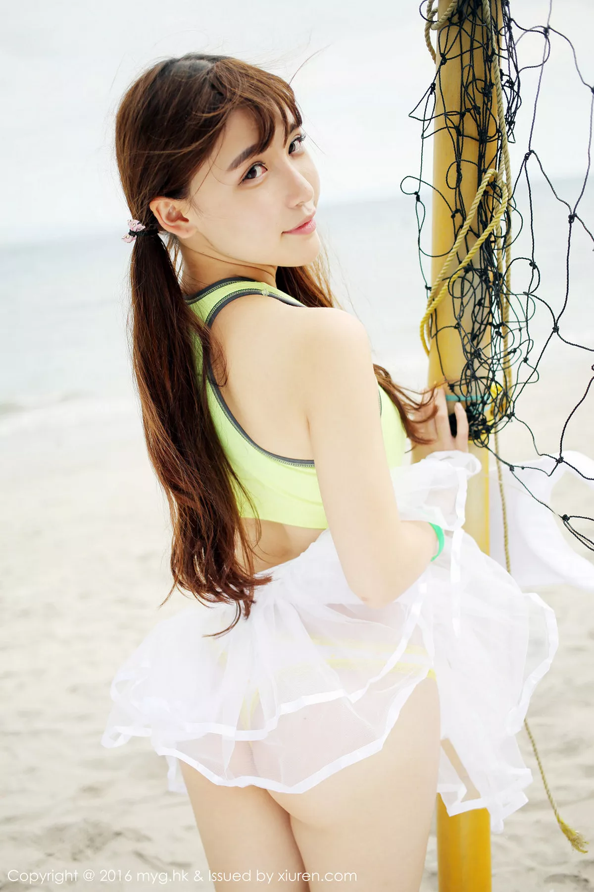 秀人集.com_[MyGirl美媛馆]Vol.191_嫩模熊吖BOBO龙目岛旅拍沙滩边白纱裙下性感美臀写真67P