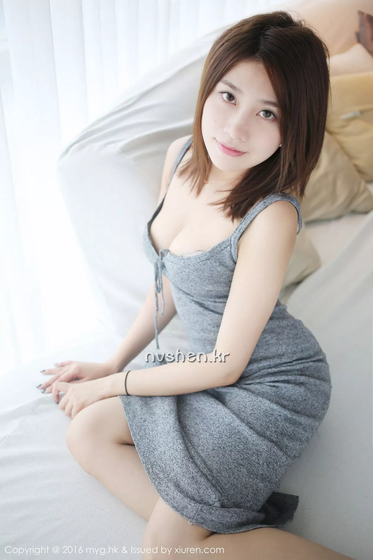 秀人集.com_[MyGirl美媛馆]Vol.232_嫩模许诺Sabrina三亚旅拍第三套职业装黑丝美腿性感写真61P