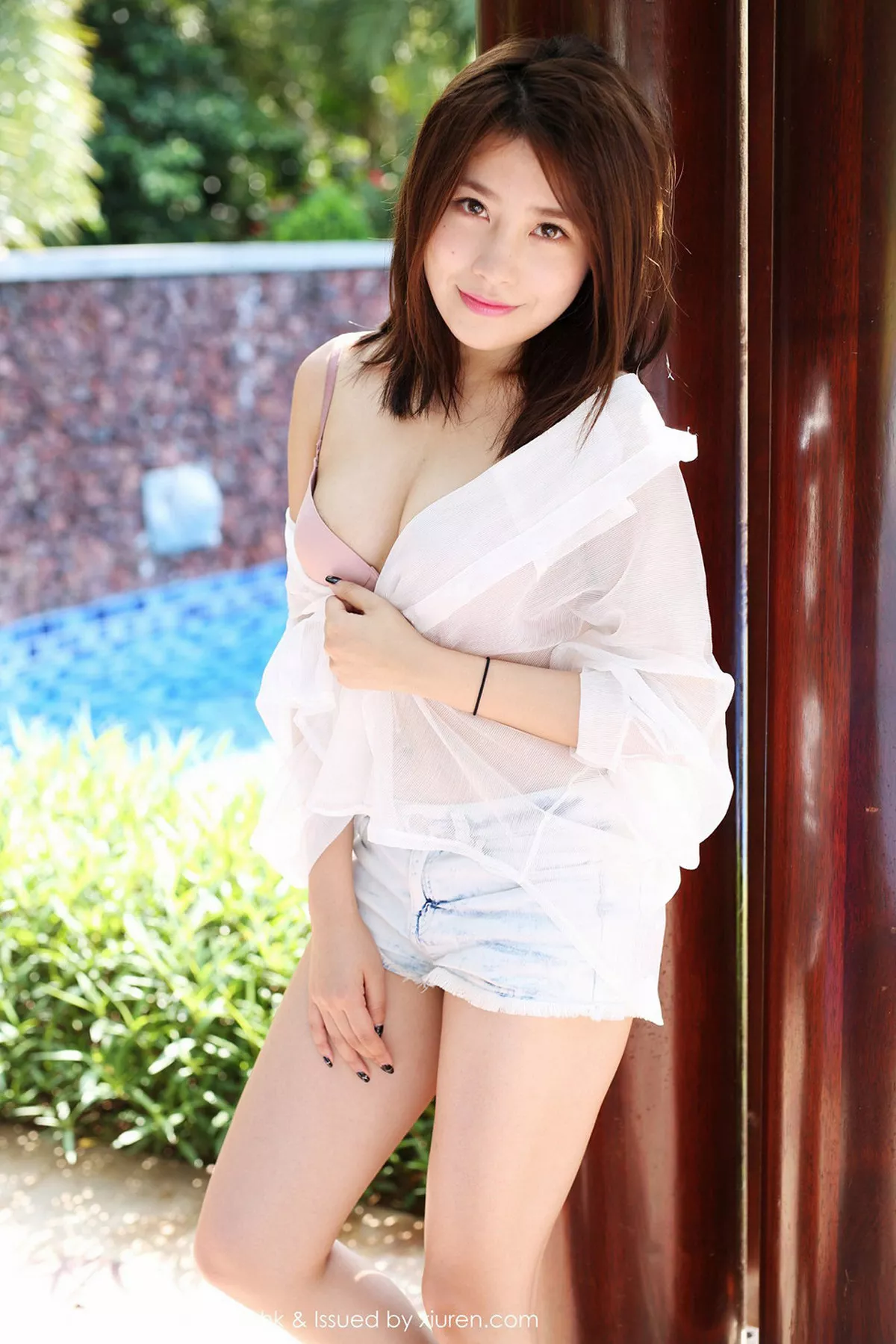秀人集.com_[MyGirl美媛馆]Vol.223_嫩模许诺Sabrina牛仔热裤性感内衣楚楚可人迷人写真53P
