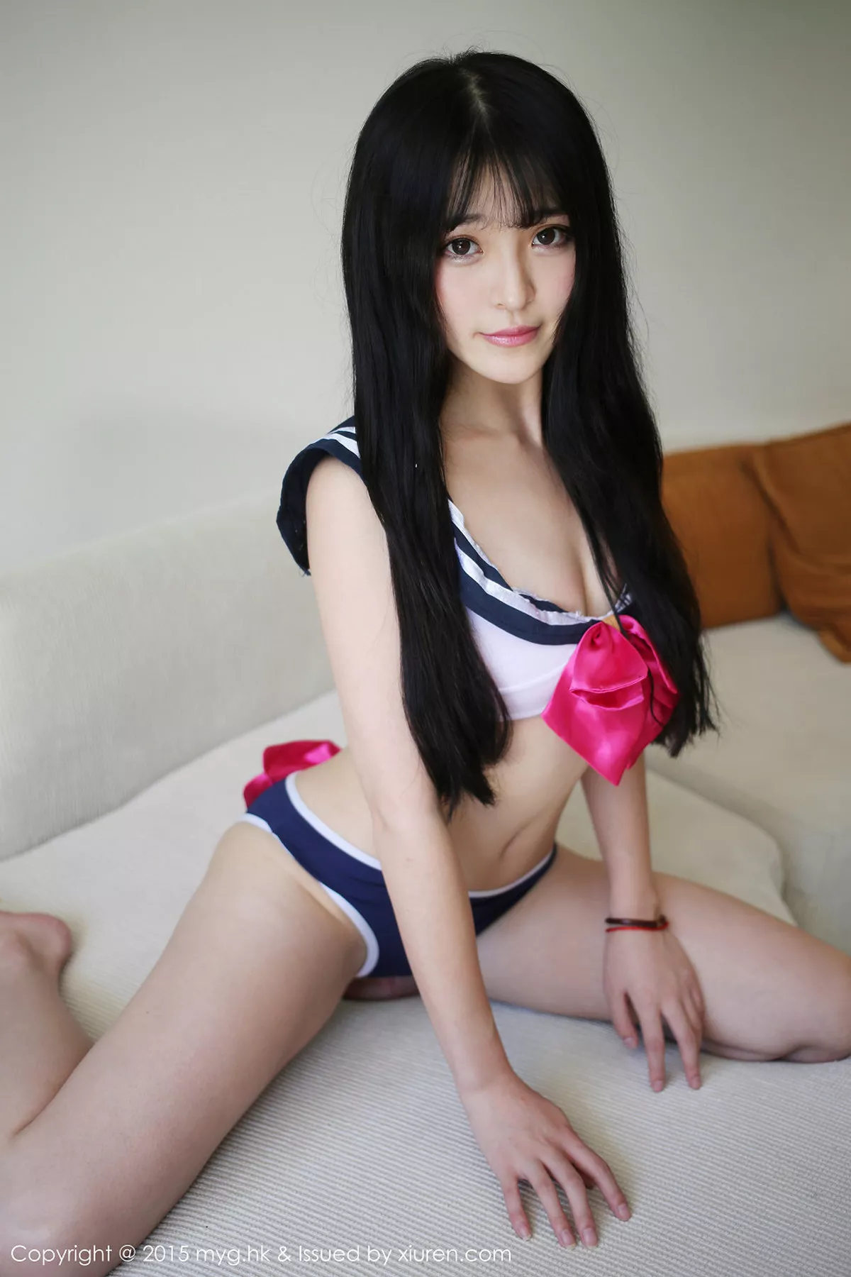 秀人集.com_[MyGirl美媛馆]Vol.174_嫩模伊小七MoMo三亚旅拍半裸下身白嫩翘臀诱惑写真41P