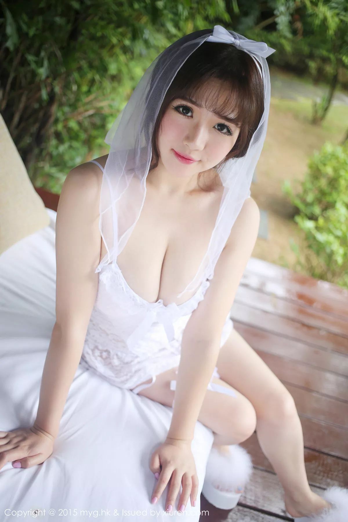 秀人集.com_[MyGirl美媛馆]Vol.165_嫩模徐cake三亚旅拍白裙婚纱秀豪乳脱内裤秀美臀写真52P