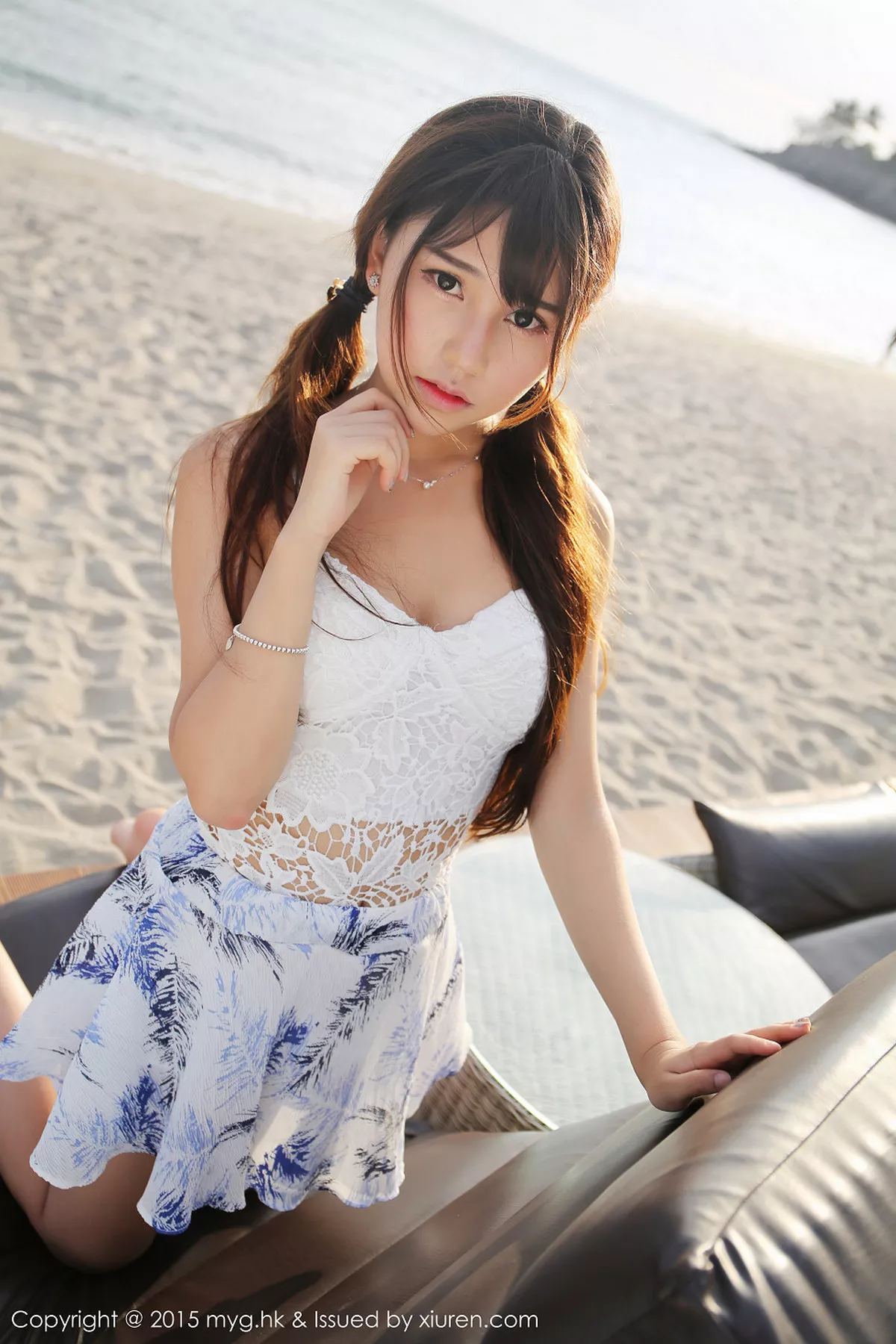 秀人集.com_[MyGirl美媛馆]Vol.154_嫩模Milk楚楚龙目岛旅拍第三套吊带白色内衣清新迷人写真43P