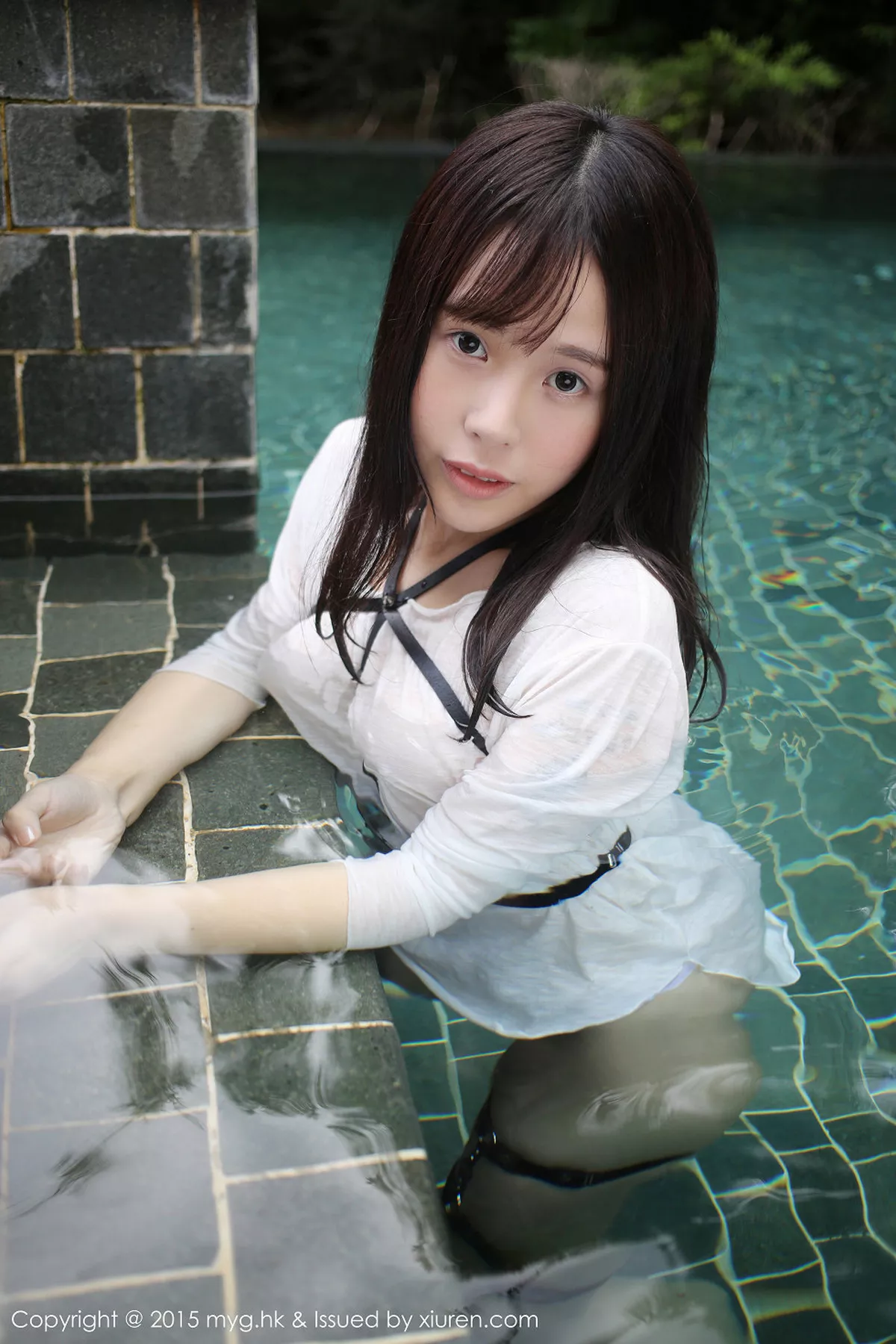 秀人集.com_[MyGirl美媛馆]Vol.170_Evelyn艾莉三亚旅拍白色连身裙真空湿身美乳凸点诱惑53P