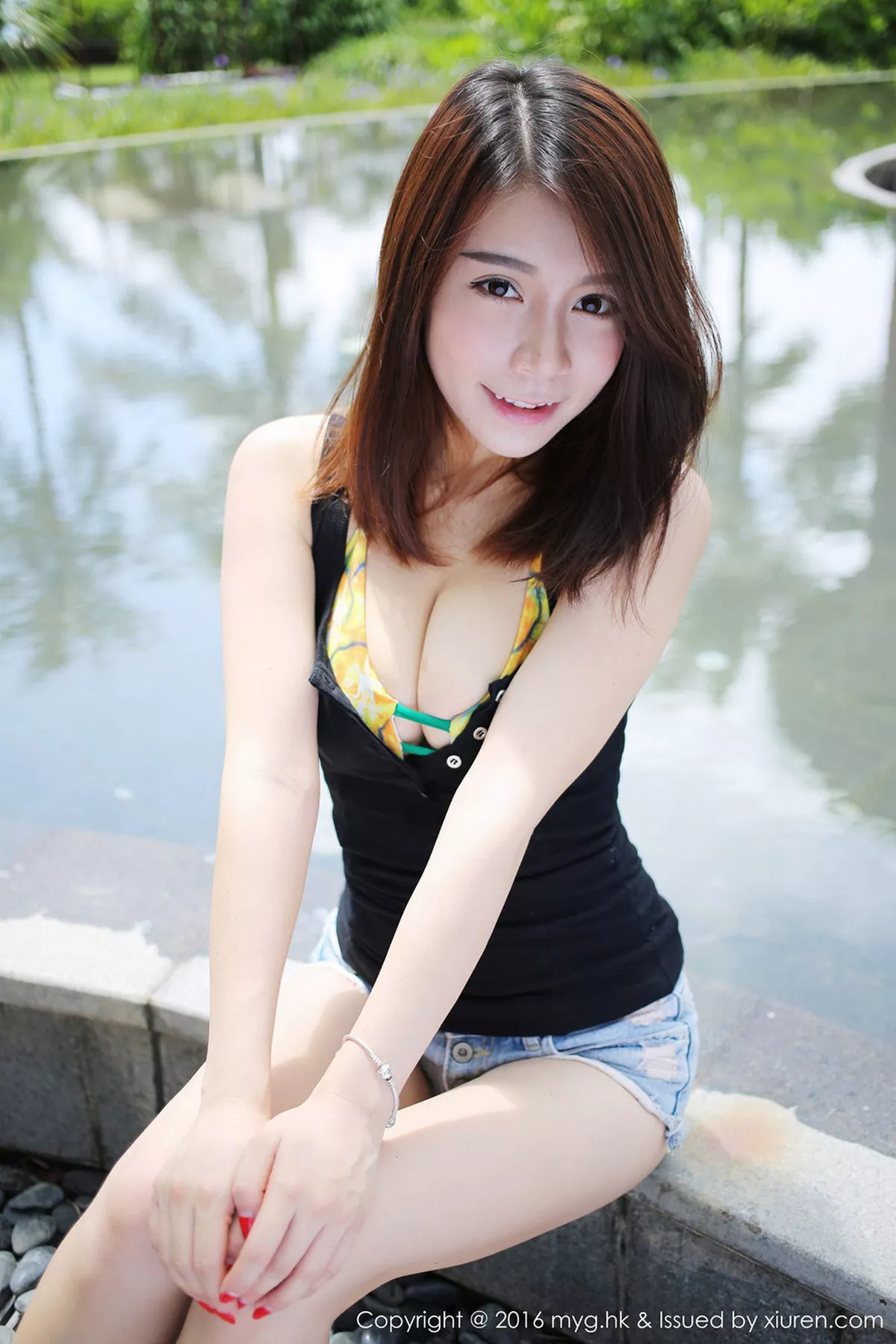 秀人集.com_[MyGirl美媛馆]Vol.227_嫩模vetiver嘉宝贝儿三亚旅拍完美身材秀傲人双乳写真77P