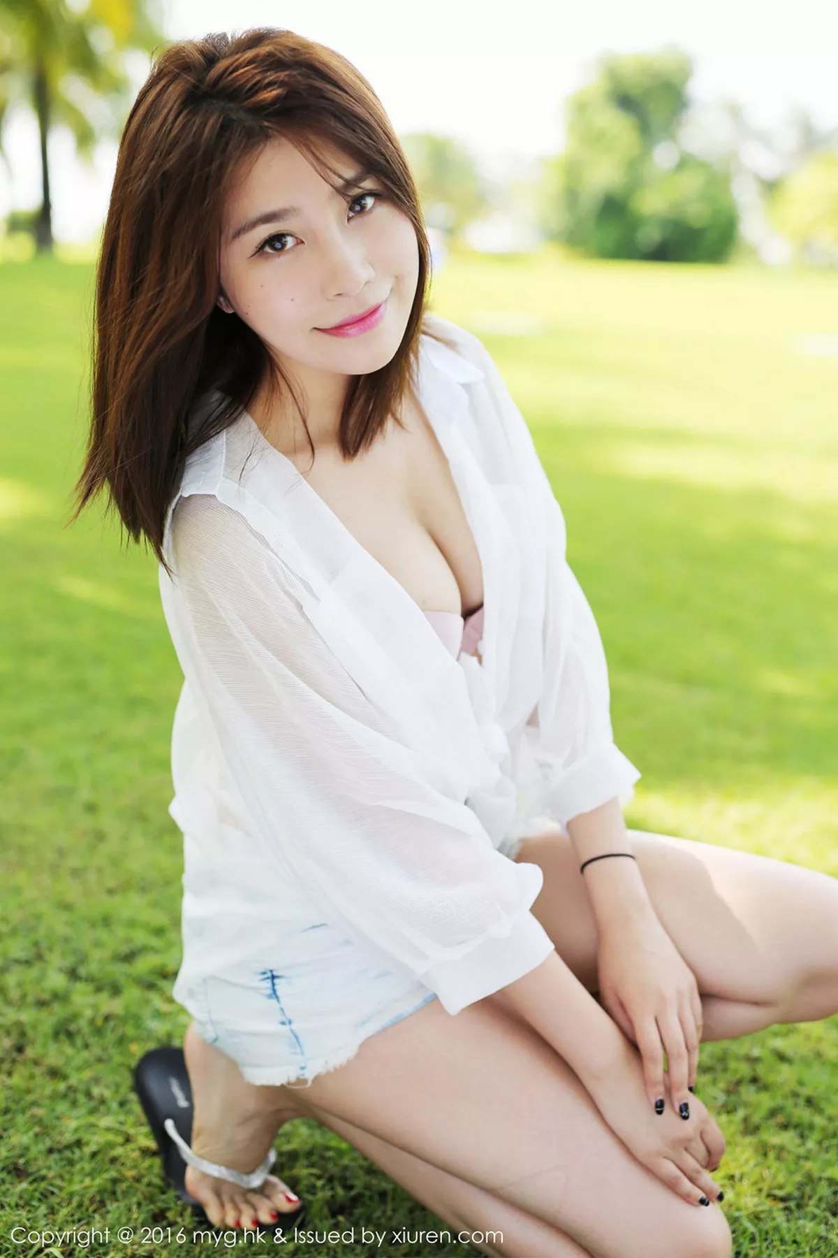 秀人集.com_[MyGirl美媛馆]Vol.223_嫩模许诺Sabrina牛仔热裤性感内衣楚楚可人迷人写真53P