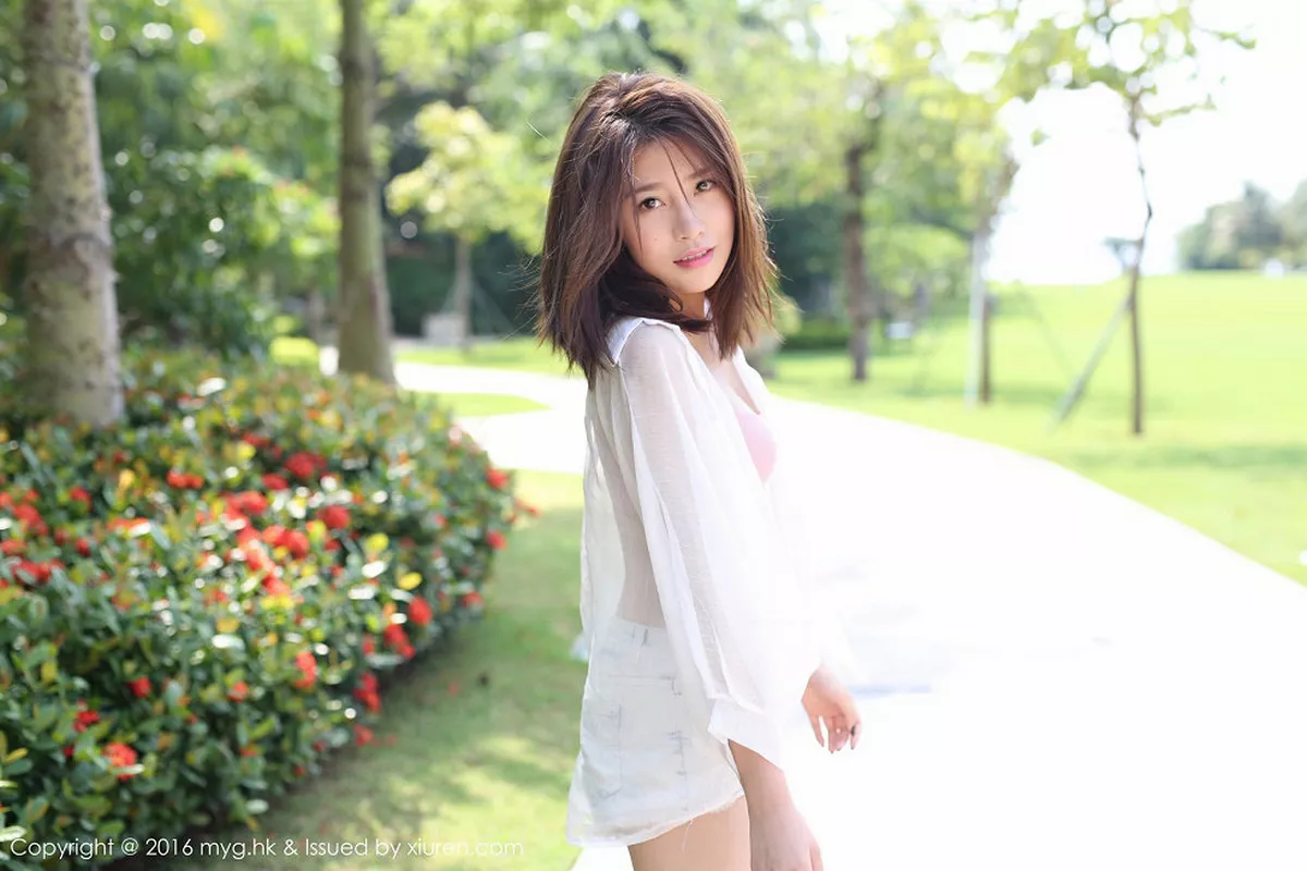 秀人集.com_[MyGirl美媛馆]Vol.223_嫩模许诺Sabrina牛仔热裤性感内衣楚楚可人迷人写真53P