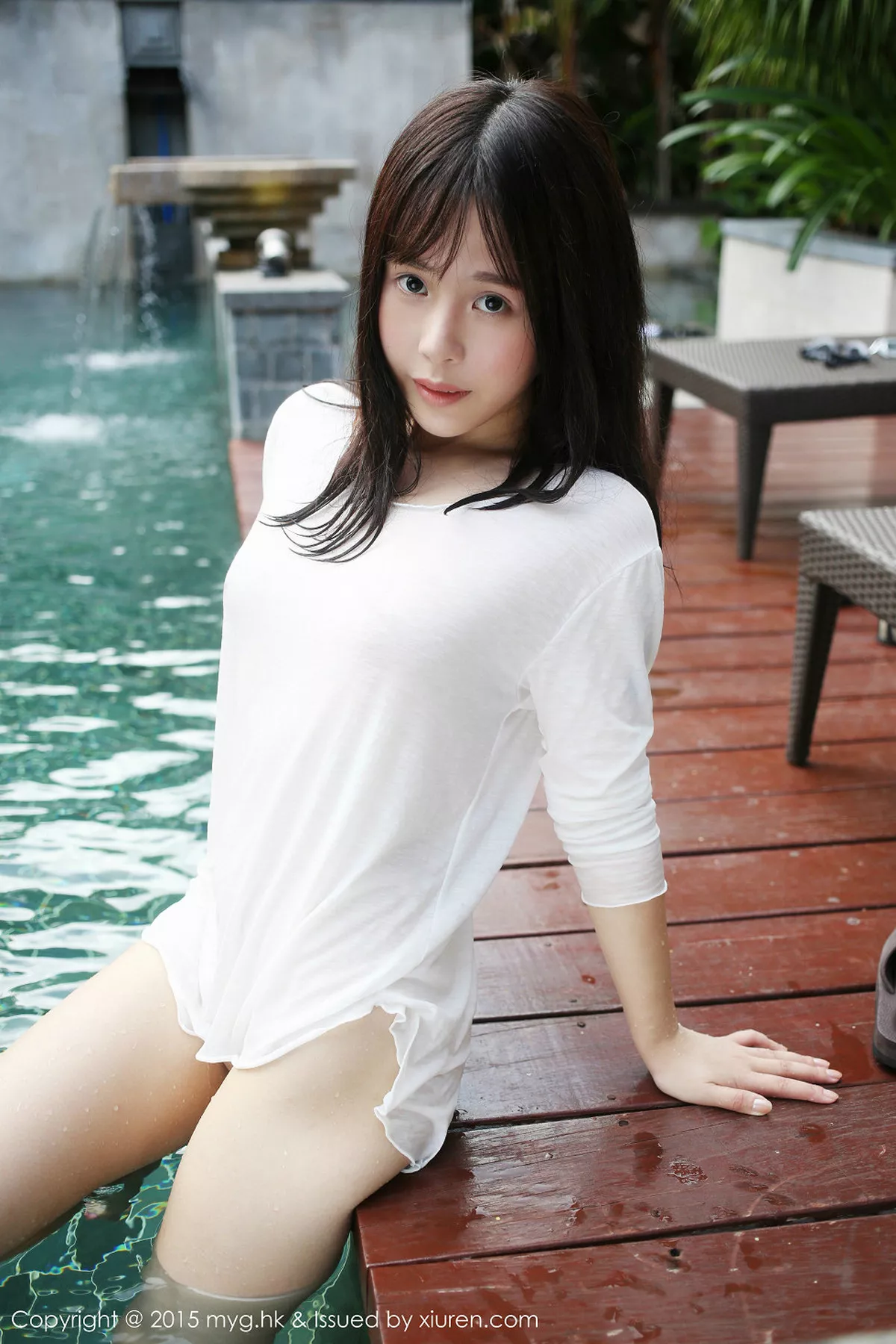 秀人集.com_[MyGirl美媛馆]Vol.180_嫩模Evelyn艾莉白色T恤湿身真空透视秀美乳撩人写真60P