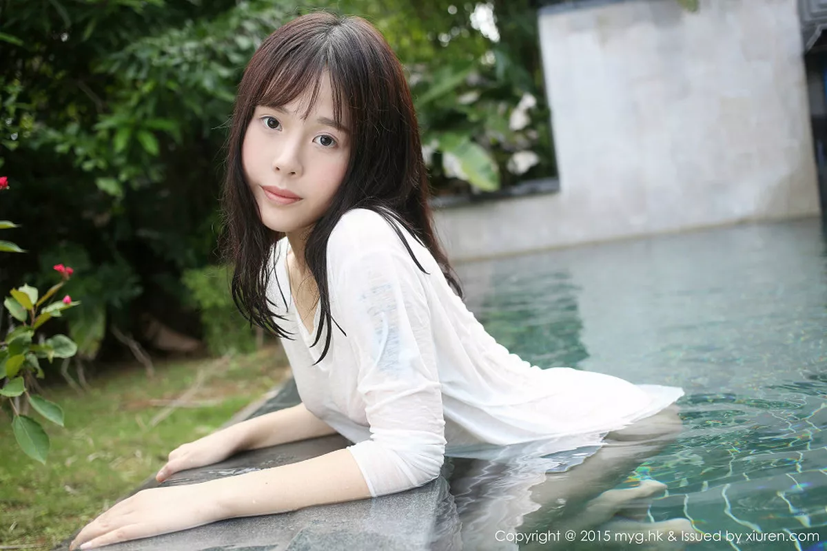 秀人集.com_[MyGirl美媛馆]Vol.180_嫩模Evelyn艾莉白色T恤湿身真空透视秀美乳撩人写真60P