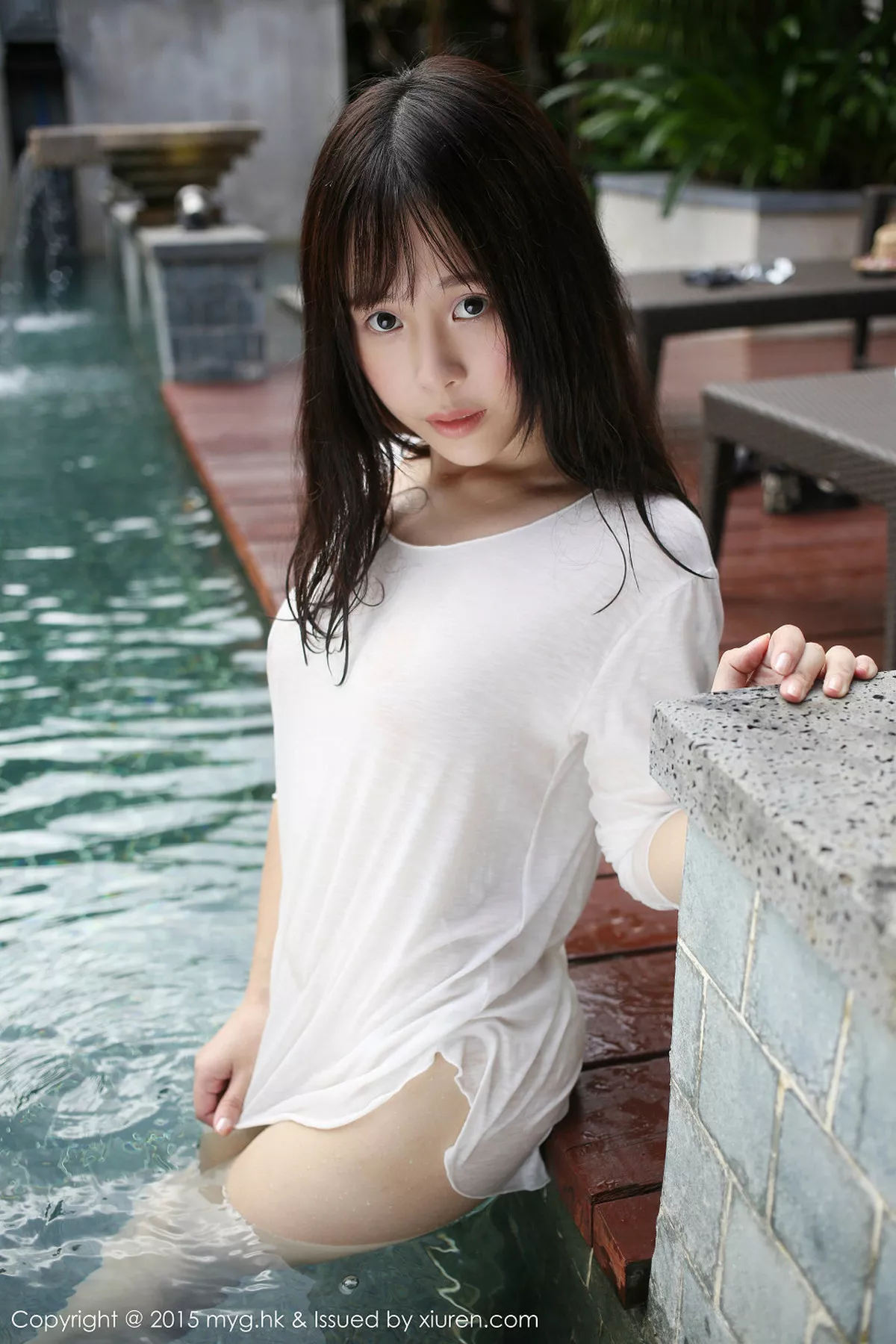 秀人集.com_[MyGirl美媛馆]Vol.180_嫩模Evelyn艾莉白色T恤湿身真空透视秀美乳撩人写真60P