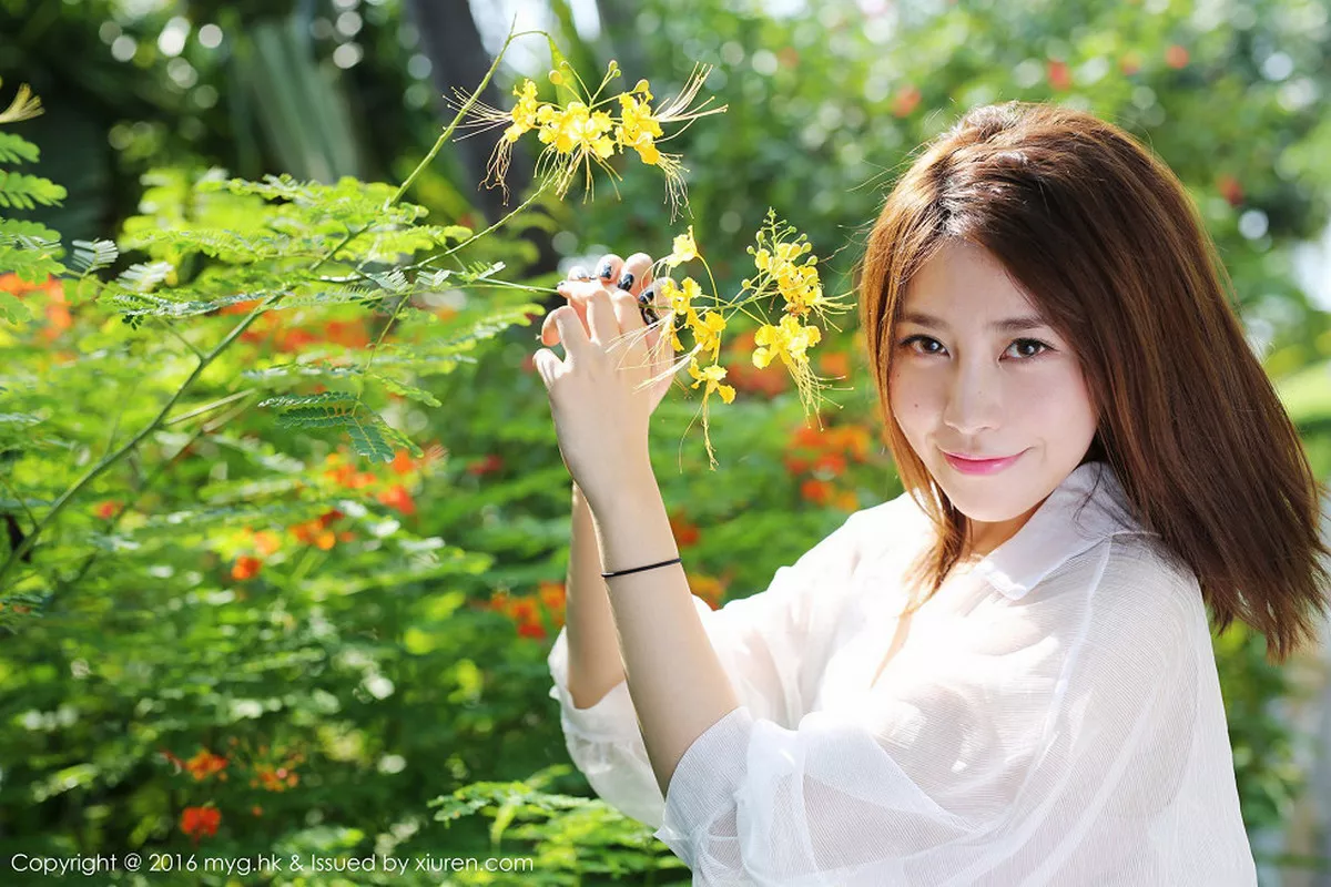 秀人集.com_[MyGirl美媛馆]Vol.223_嫩模许诺Sabrina牛仔热裤性感内衣楚楚可人迷人写真53P