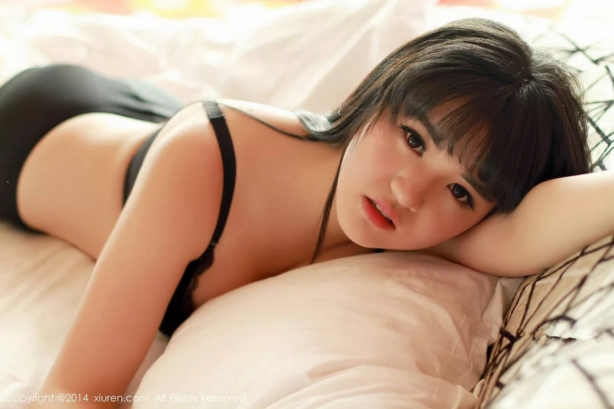 秀人集.com_[XiuRen秀人网]No.261_90后美女模特旭儿F罩杯丰满美胸性感内衣系列写真80P