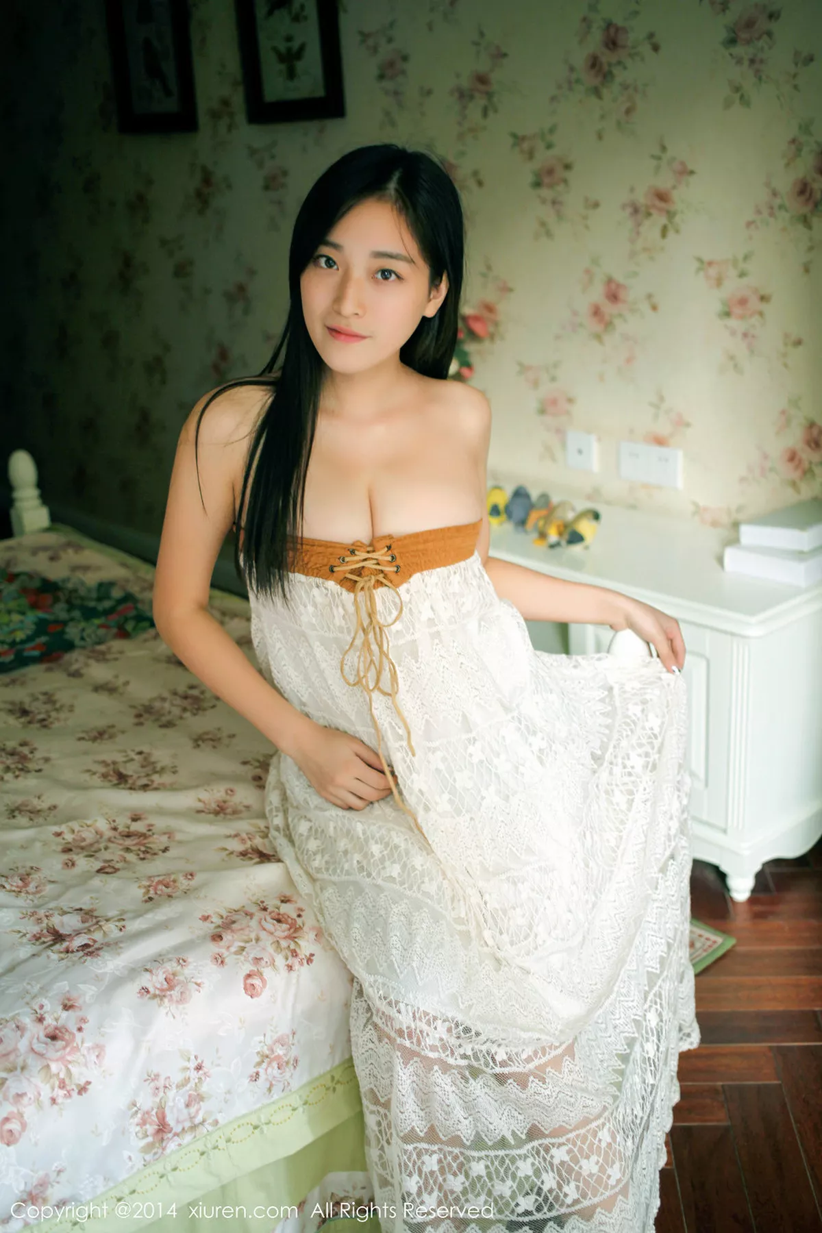 秀人集.com_[XiuRen秀人网]No.246_大胸妹子乔伊joy居家性感内衣系列秀傲人美胸写真61P