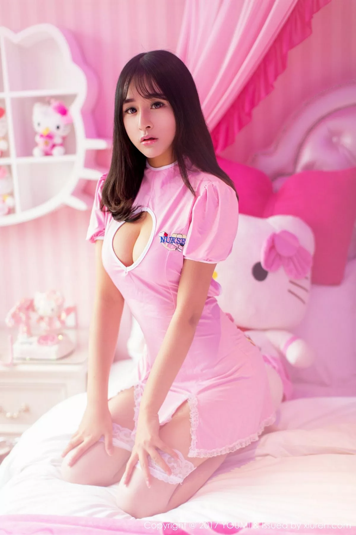 秀人集.com_[YouMi尤蜜荟]Vol.012_清纯美女思淇Sukiiii私房护士装白色蕾丝筒袜性感写真45P