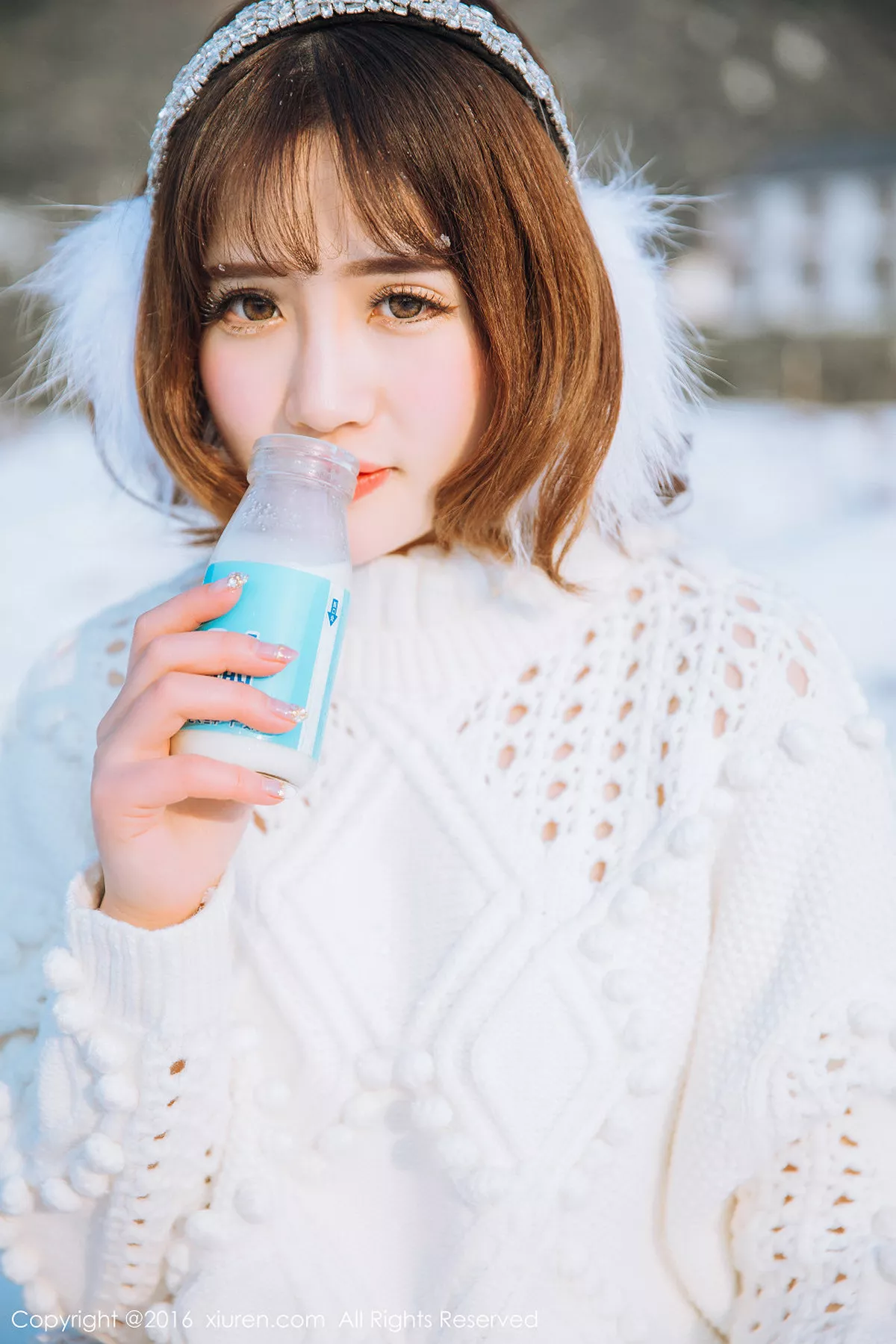 秀人集.com_[XiuRen秀人网]No.484_嫩模徐cake雪地里白色缕空毛衣美丽冻人秀豪乳写真35P