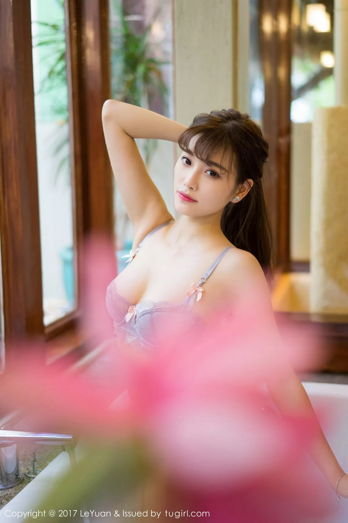 秀人集.com_[LeYuan星乐园]Vol.028_嫩模杨晨晨sugar私房灰色蕾丝内衣秀完美身材迷人美胸写真51P