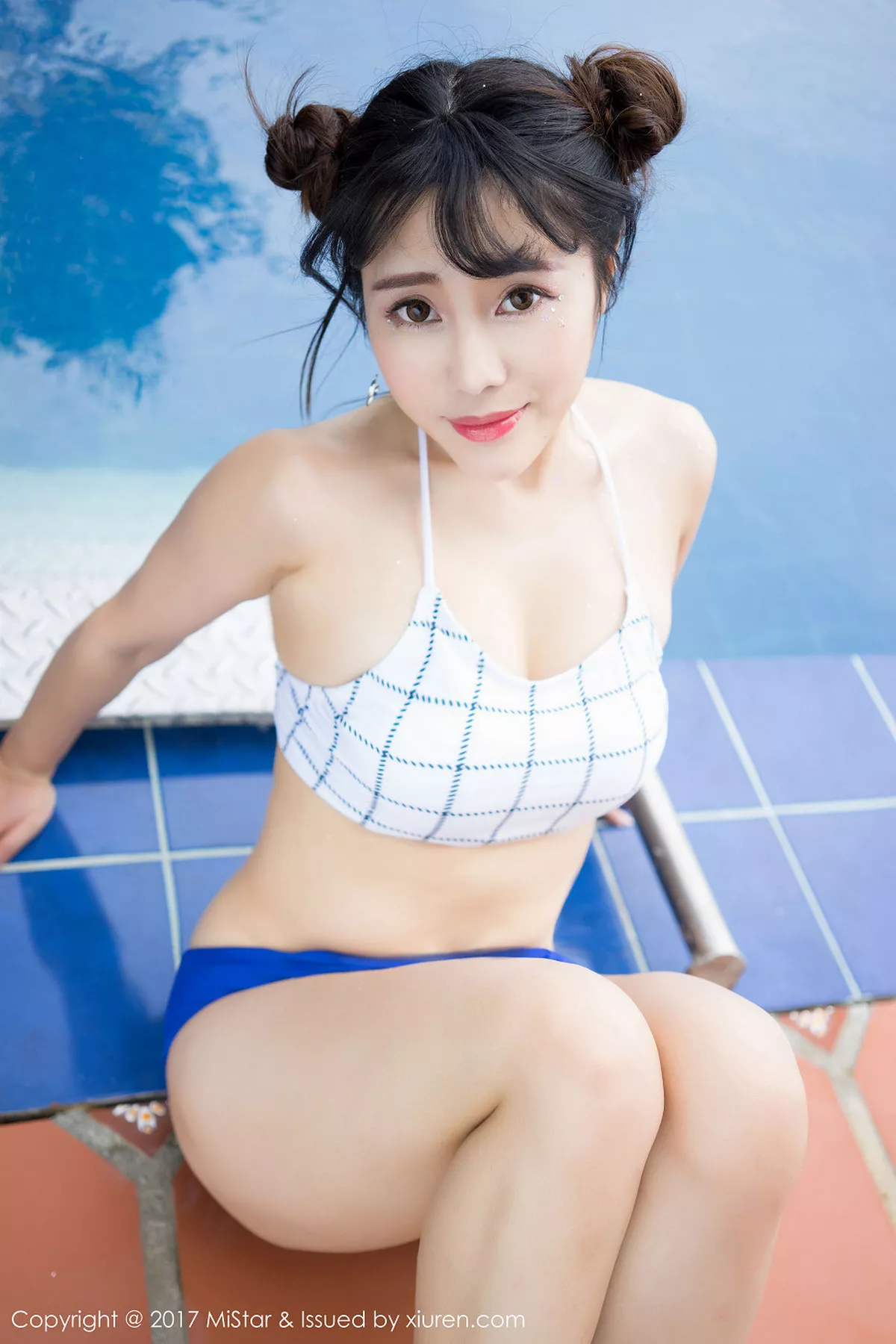 秀人集.com_[MiStar魅妍社]Vol.149_女神兜豆靓Youlina长滩旅拍泳池边性感比基尼迷人写真53P